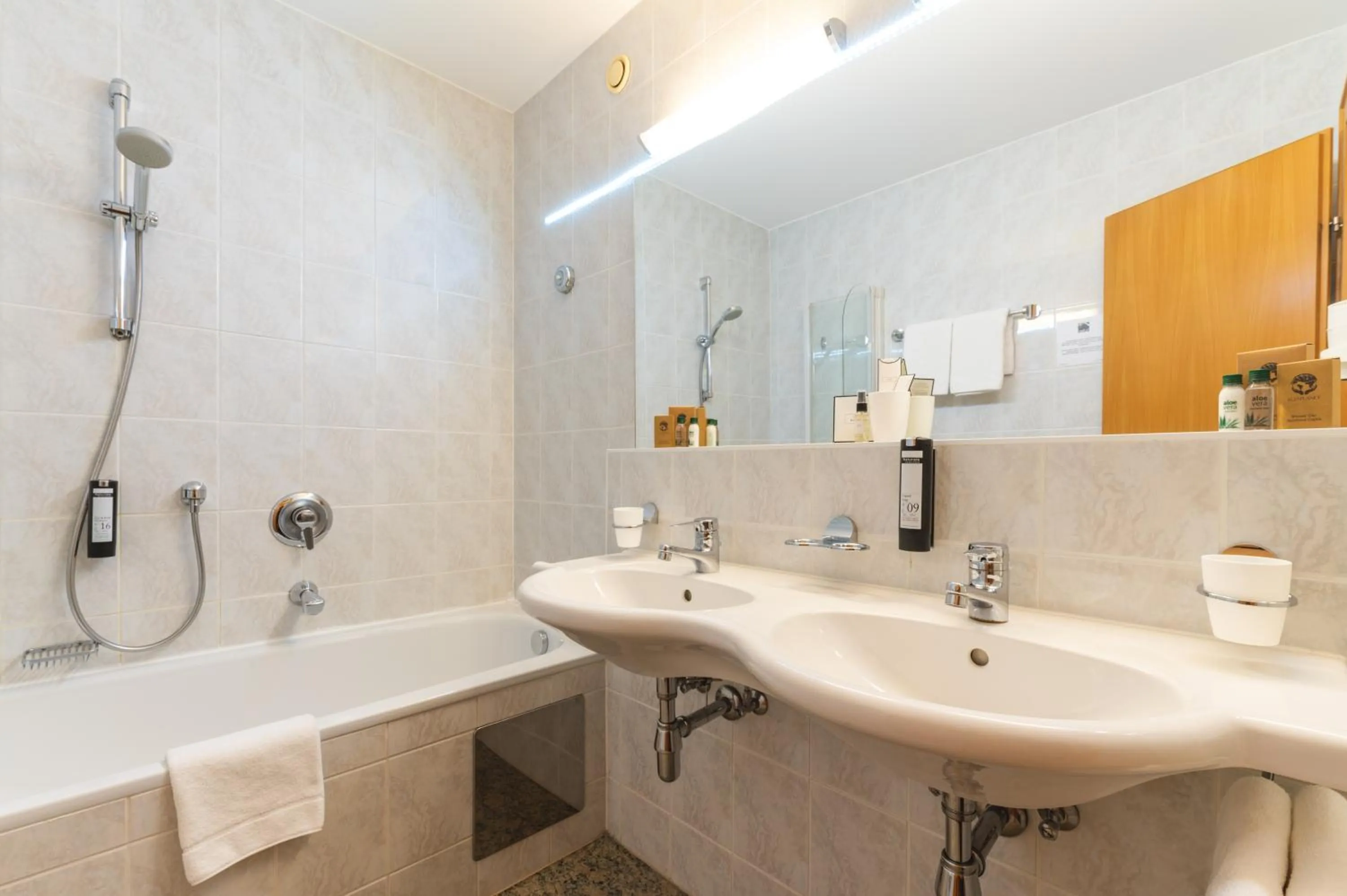 Bathroom in Hotel Tia Monte Nauders