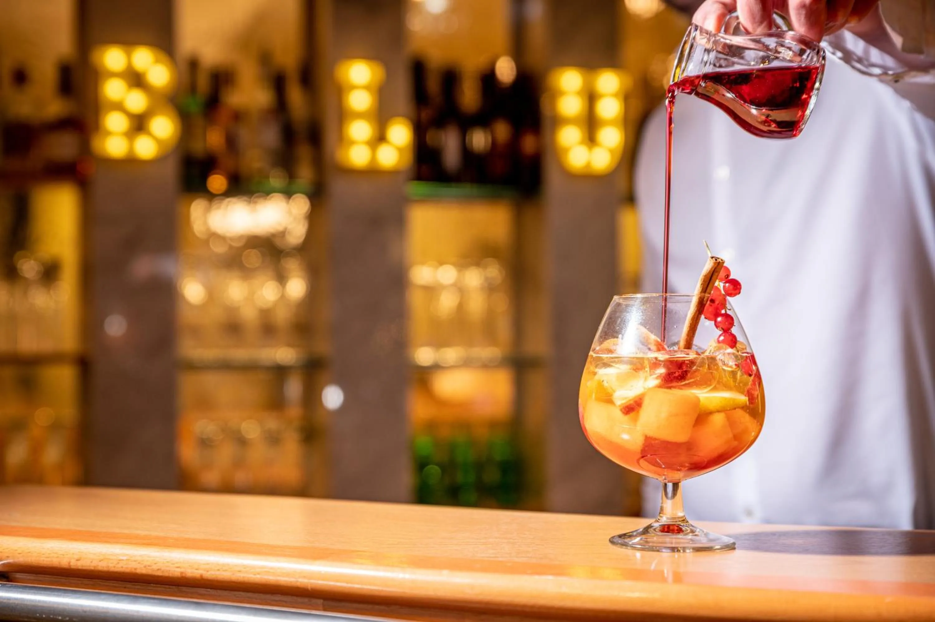 Lounge or bar in Hotel Tia Monte Nauders