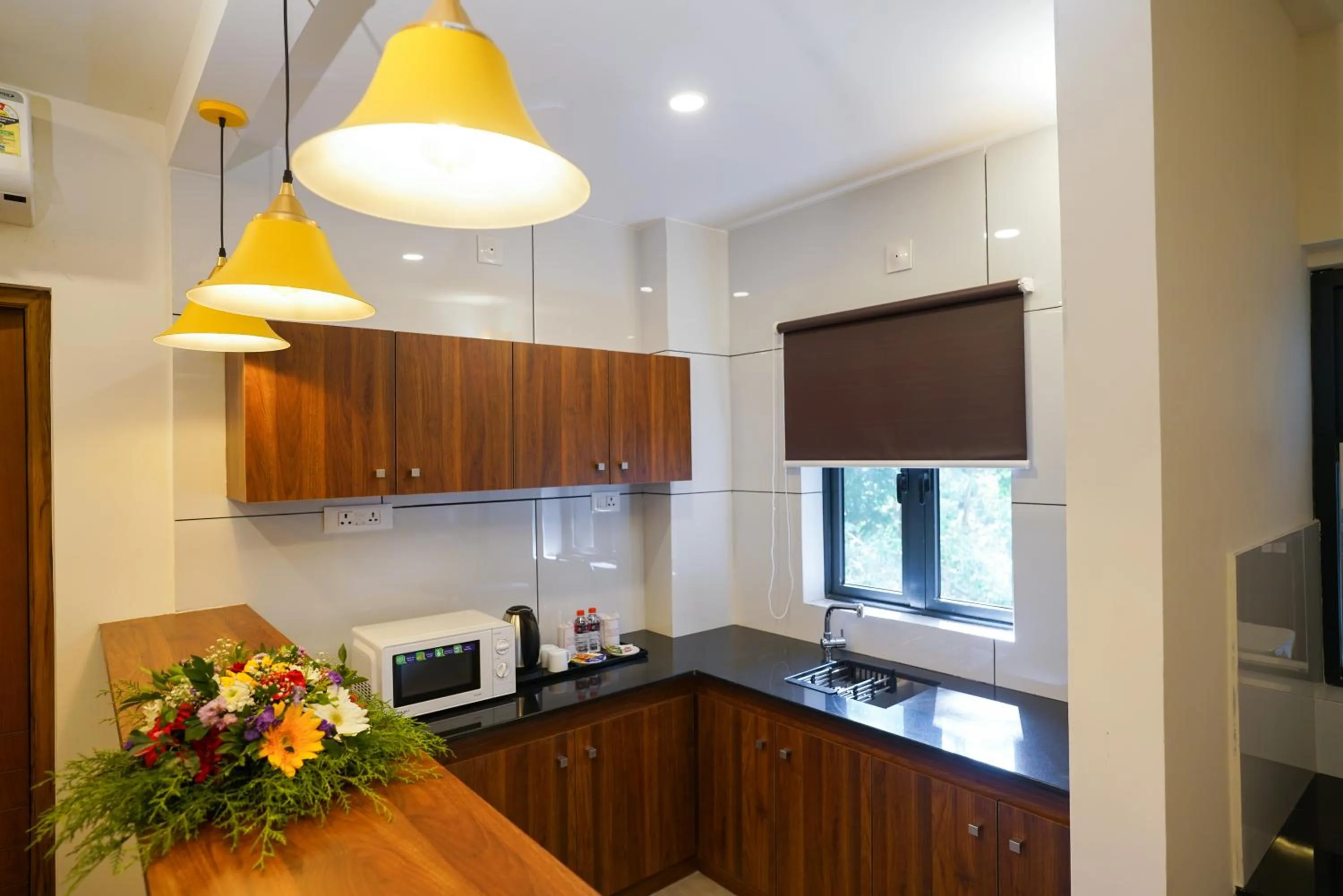 kitchen in Grand Plaza Inn