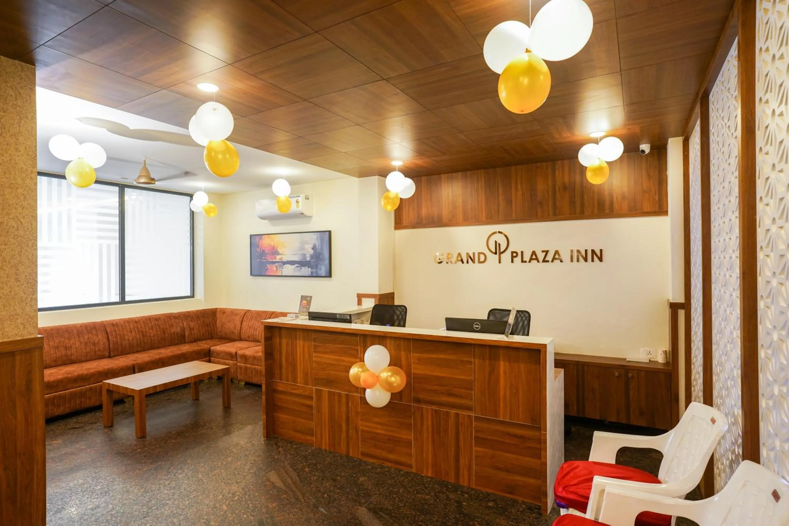 Lobby or reception in Grand Plaza Inn