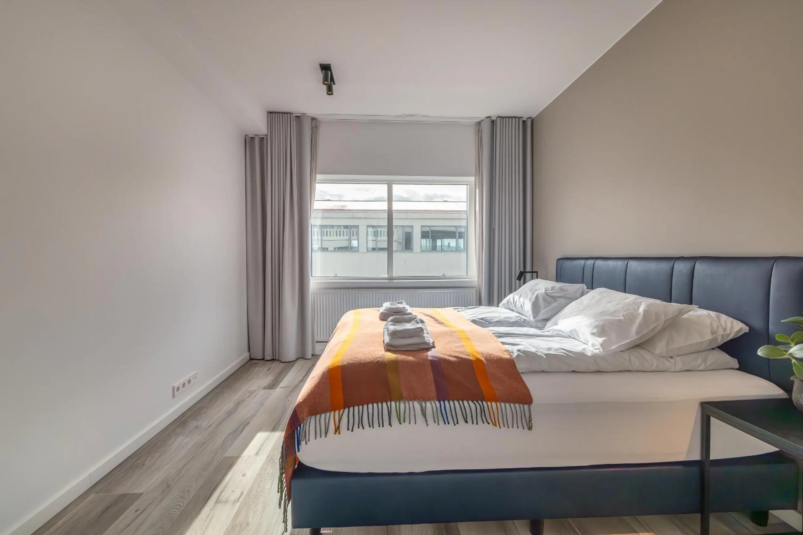 Bed in Hlemmur Suites