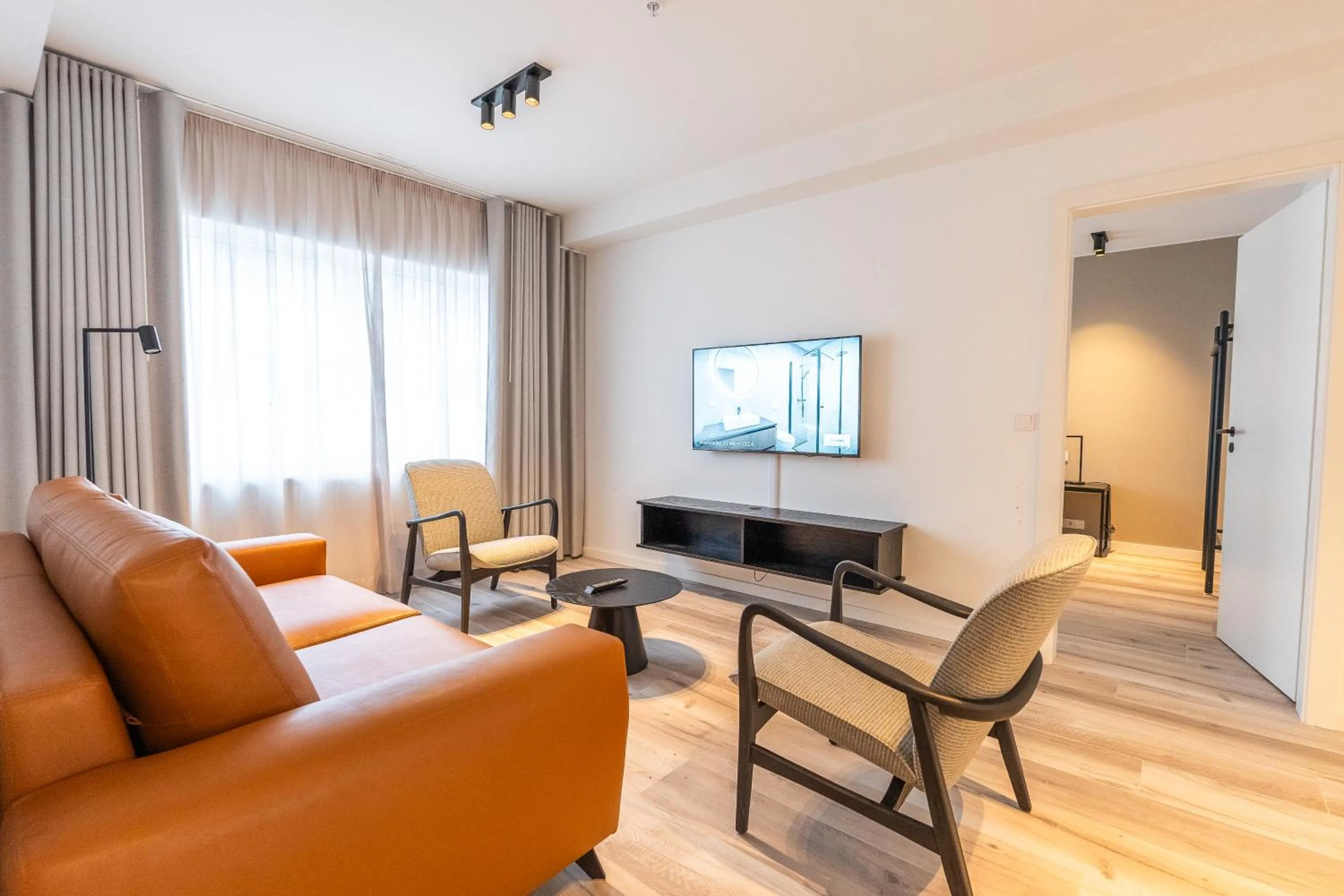 TV and multimedia in Hlemmur Suites