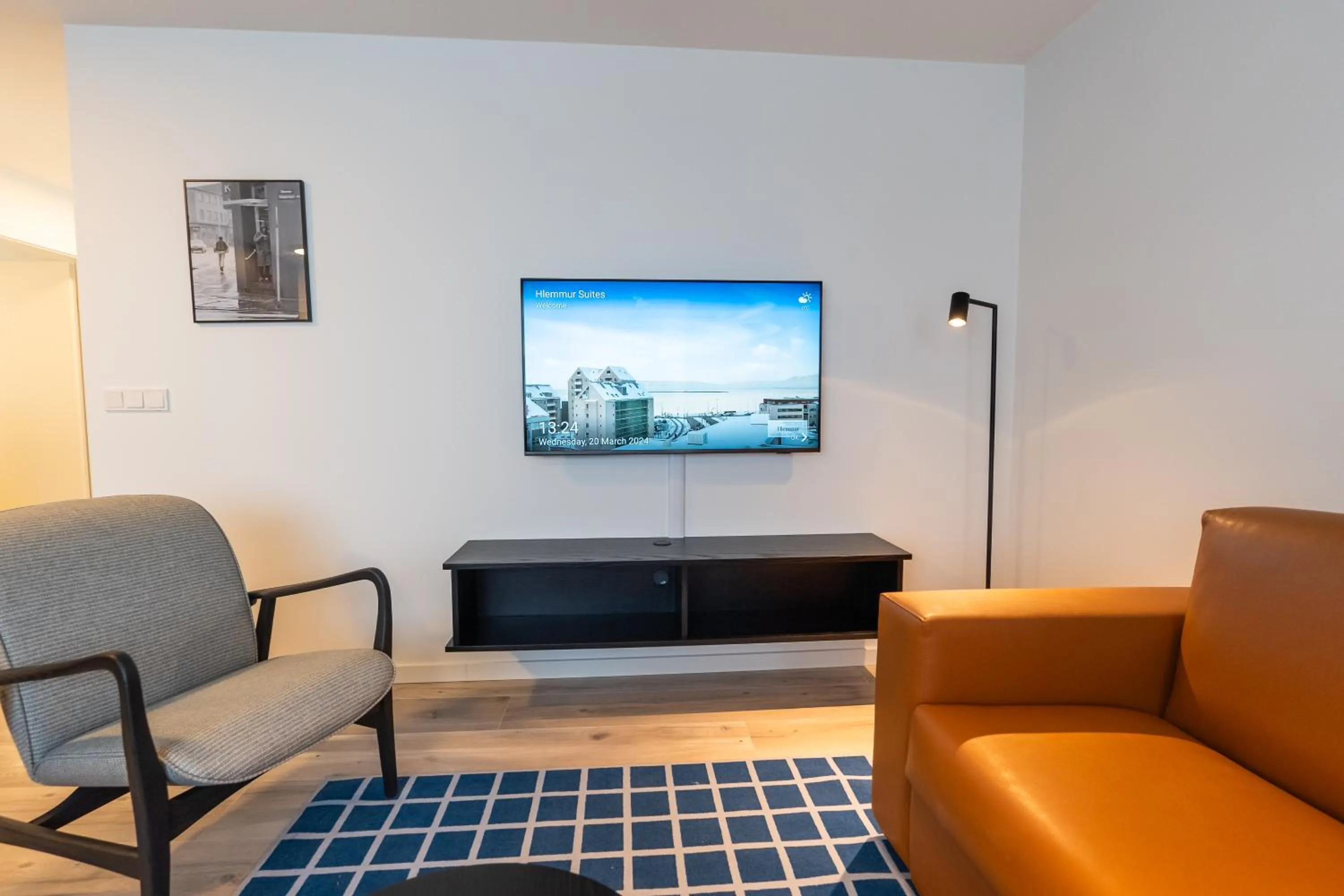 TV and multimedia in Hlemmur Suites