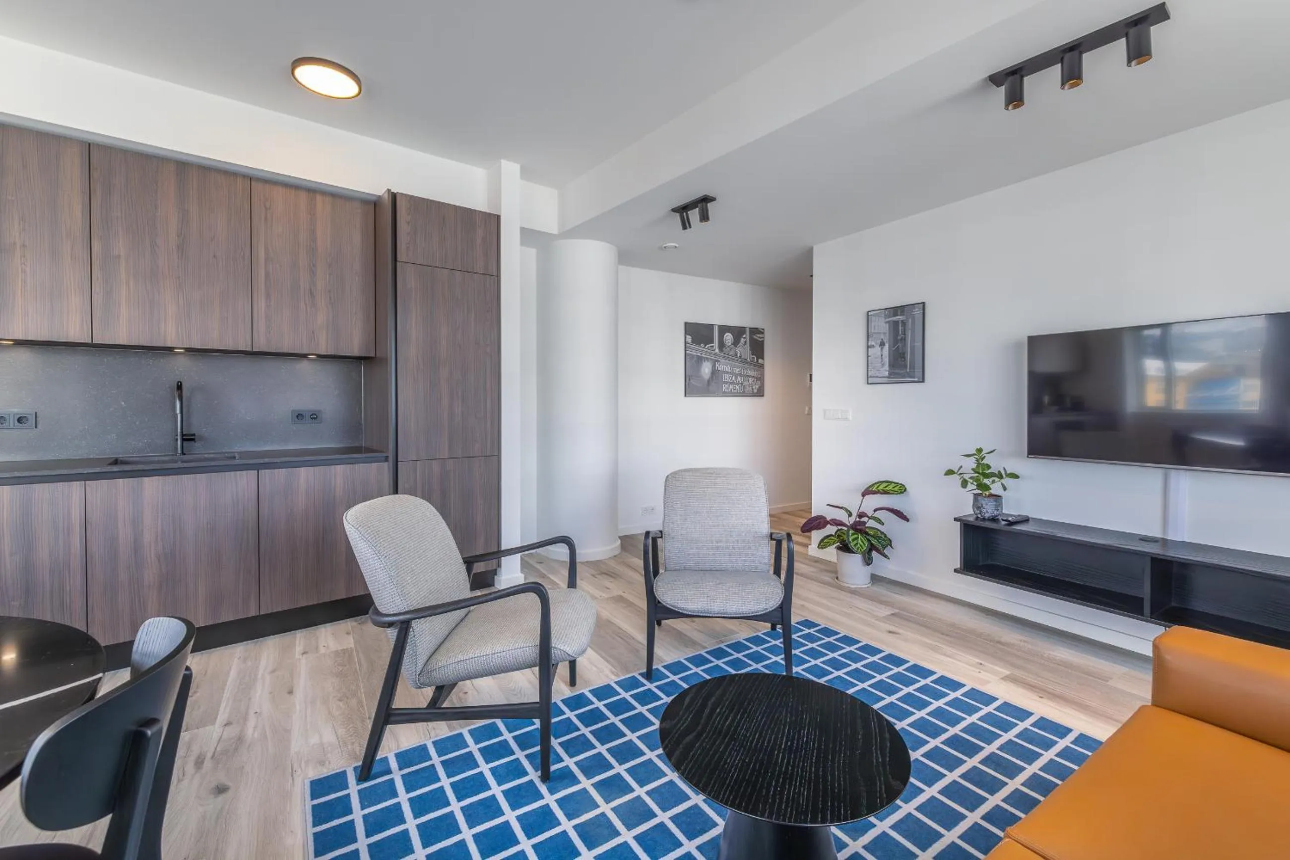 Living room in Hlemmur Suites