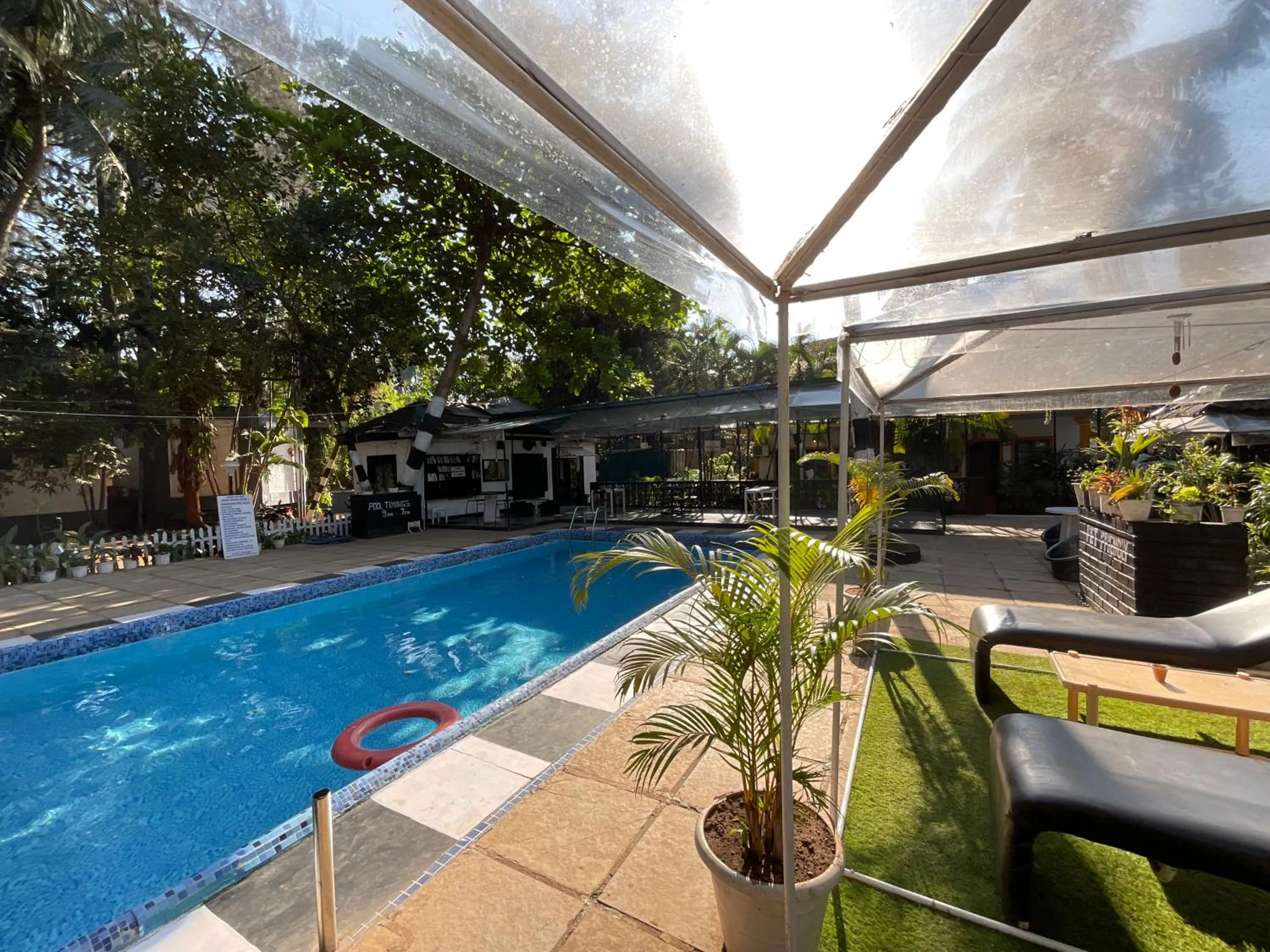 Swimming pool in Ondas Do Mar Beach Resort Phase-1