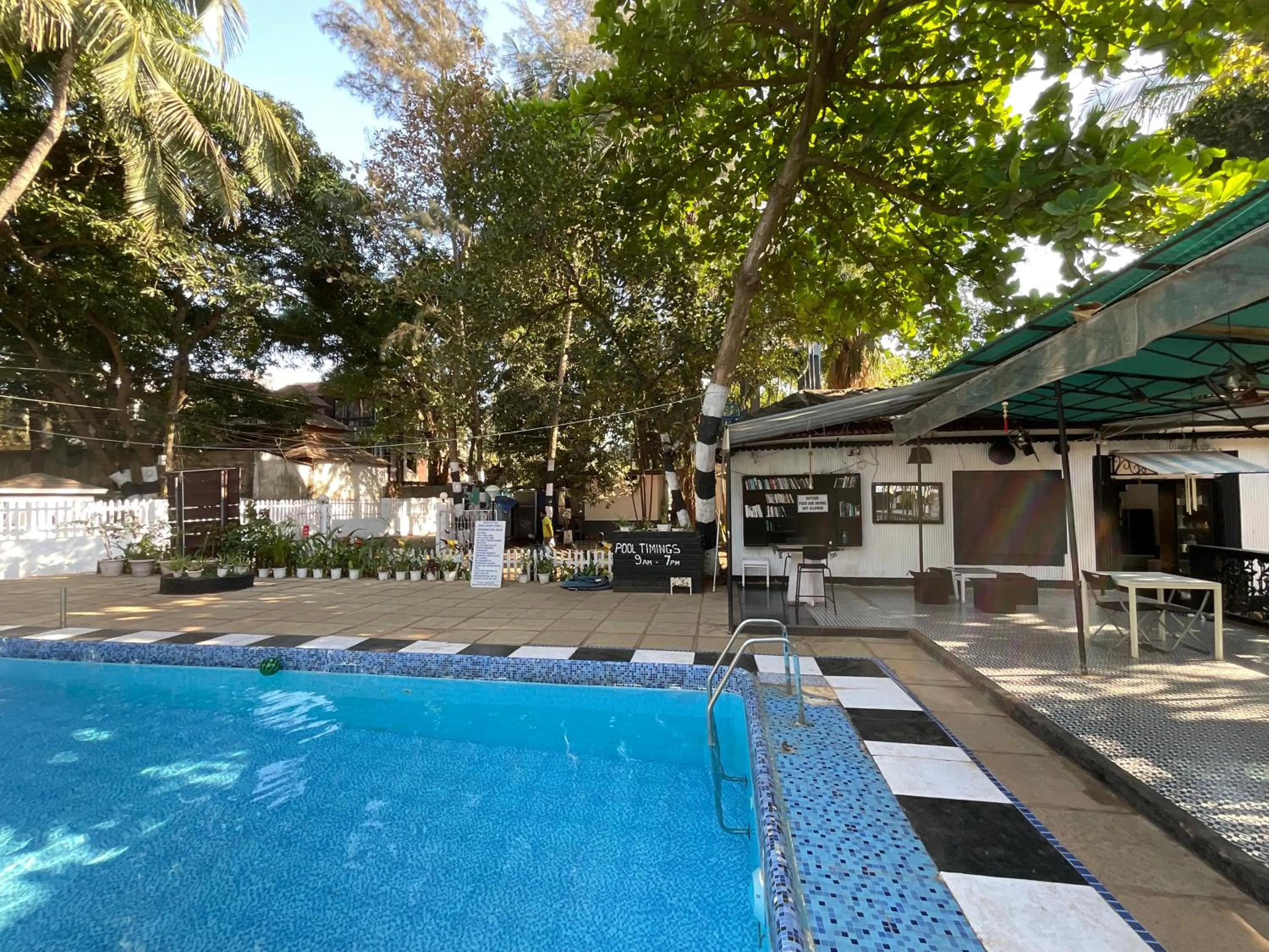 Swimming pool in Ondas Do Mar Beach Resort Phase-1