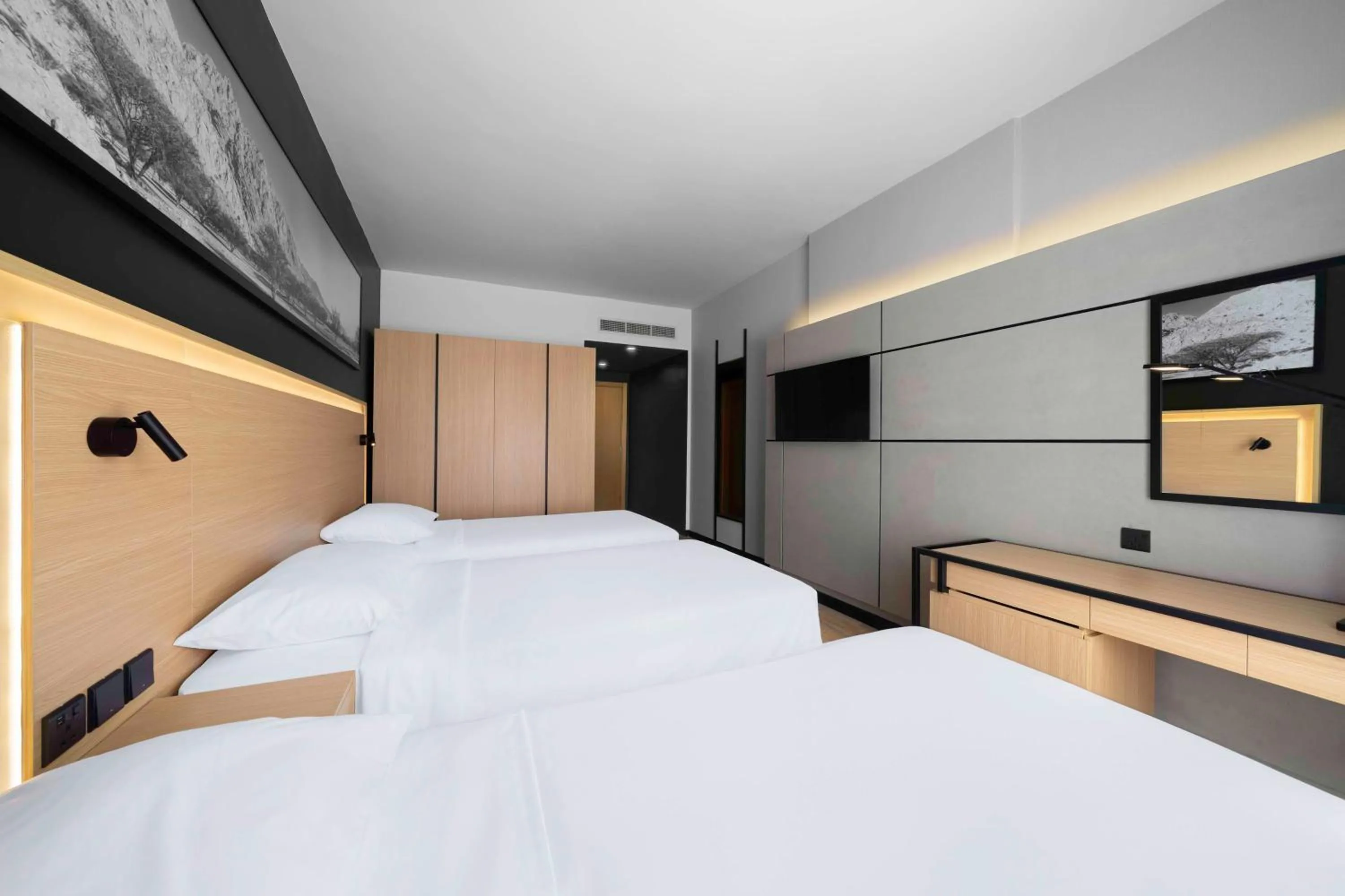 Bedroom, Bed in Park Inn by Radisson Makkah Thakher Algharbi