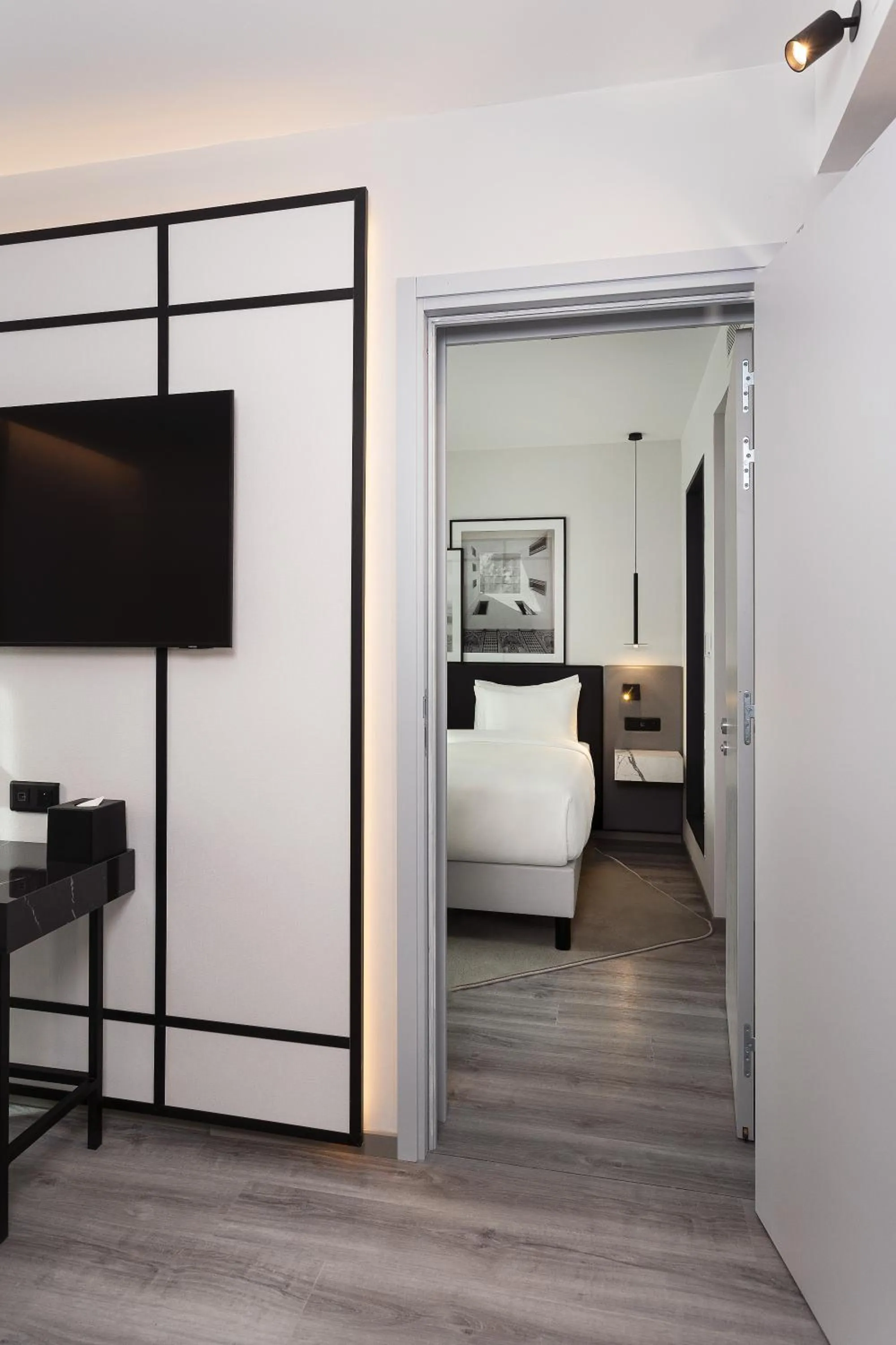 Bed in Radisson Hotel Tunis, City Center