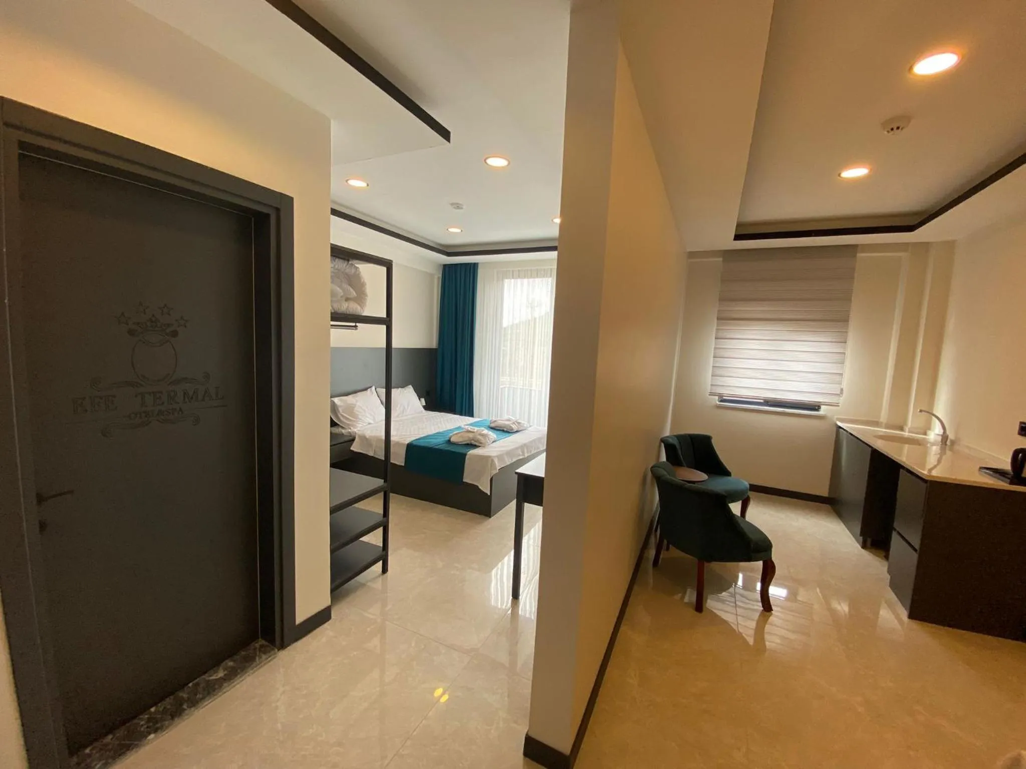 Photo of the whole room, Bed in Efe Termal