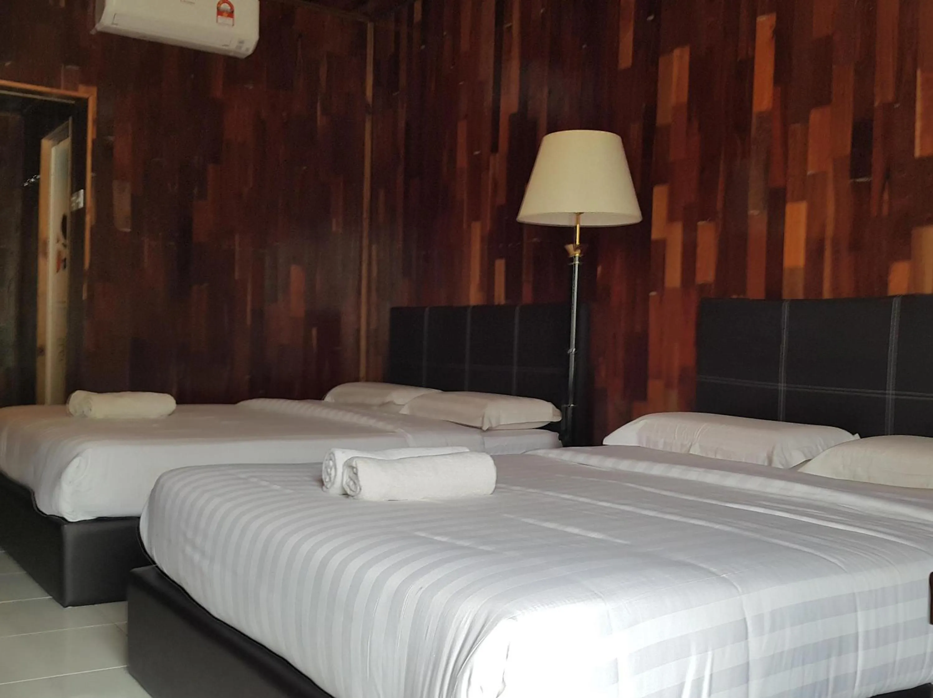 Photo of the whole room, Bed in Mabohai Resort Klebang