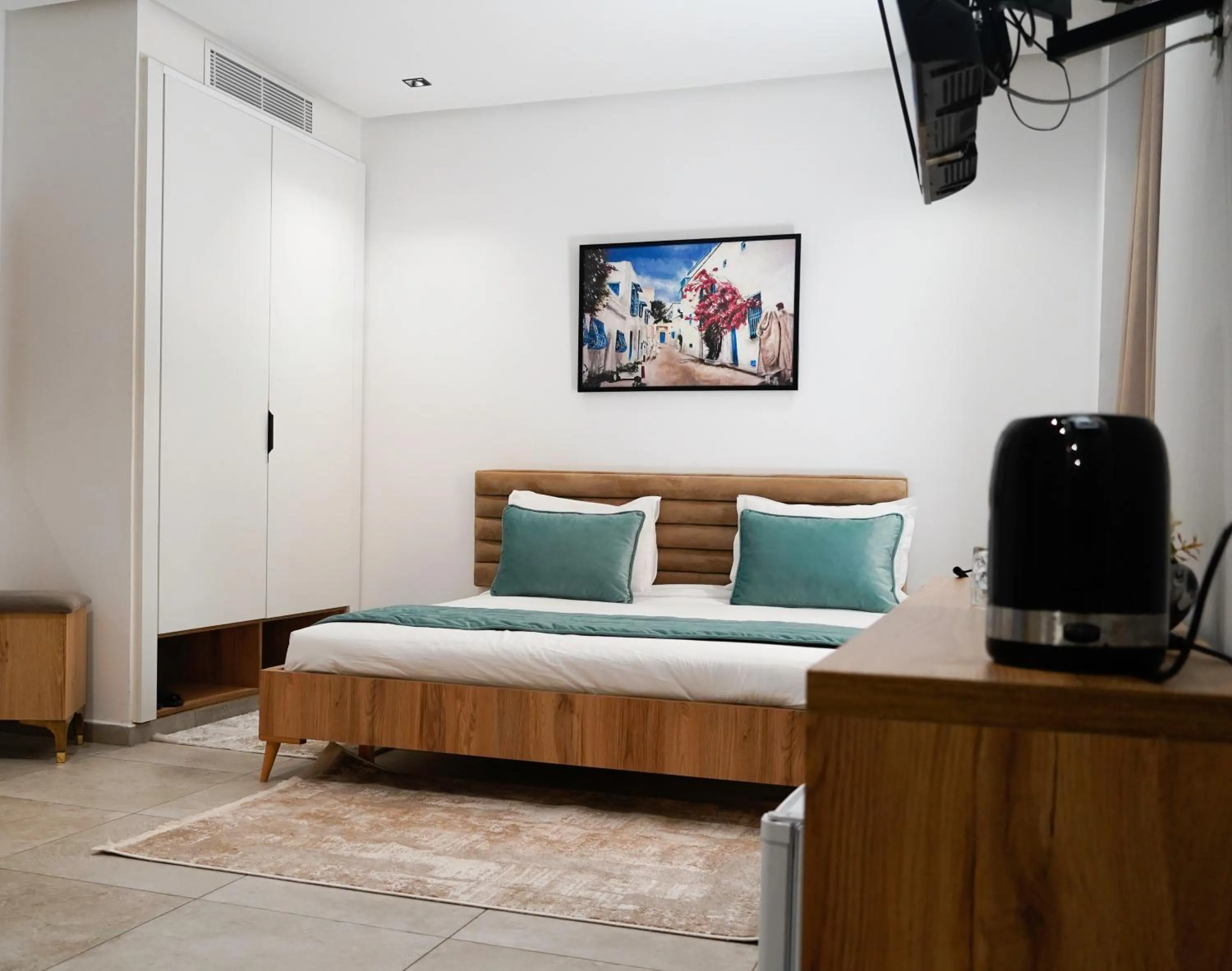 Bed in Hôtel Suisse Tunis