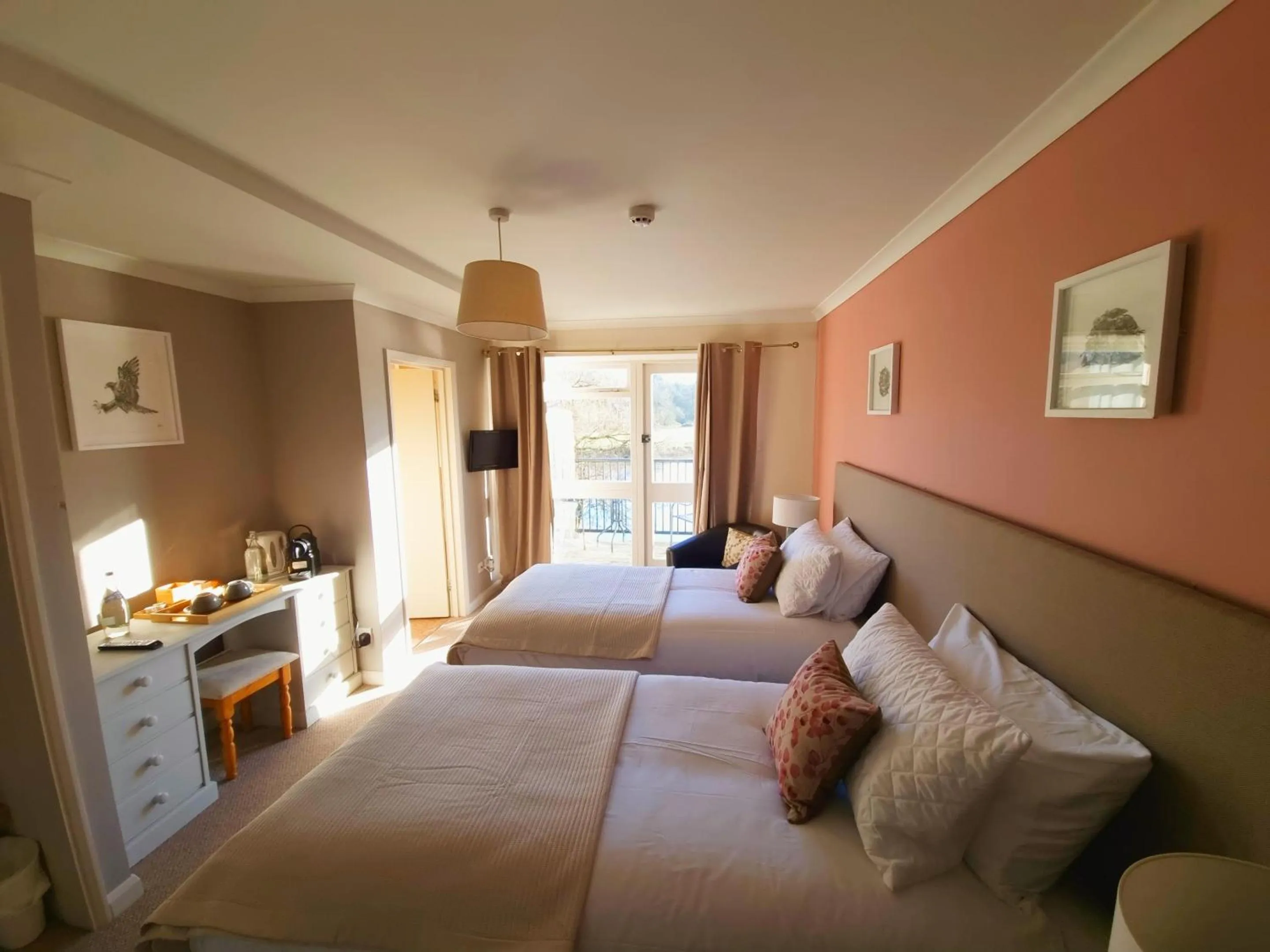 Bedroom, Bed in The Lenchford