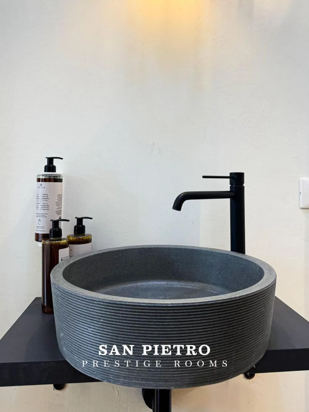 Bathroom in San Pietro Prestige Rooms