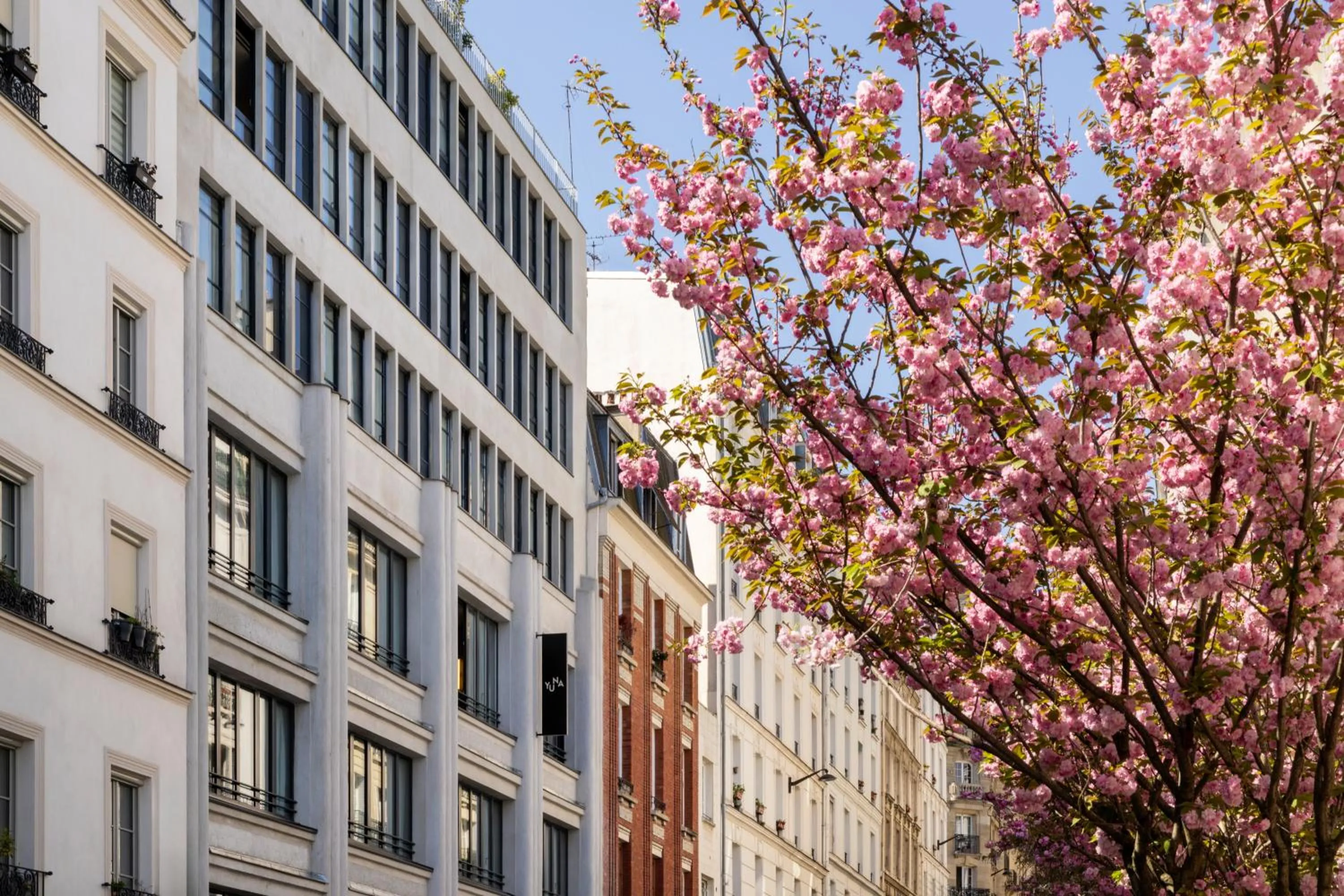 Property building in Yuna Montmartre - ApartHotel