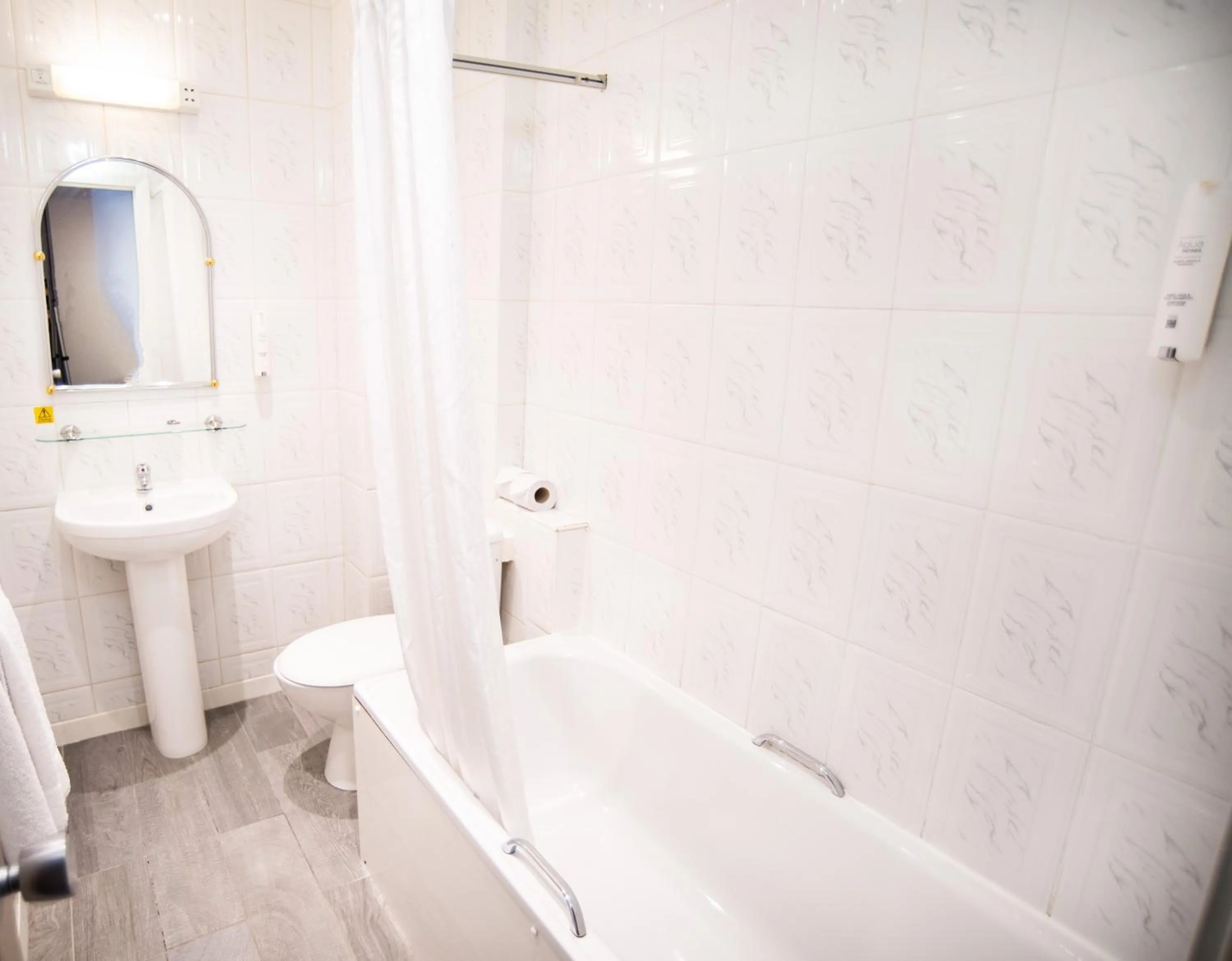 Bathroom in The Station Hotel