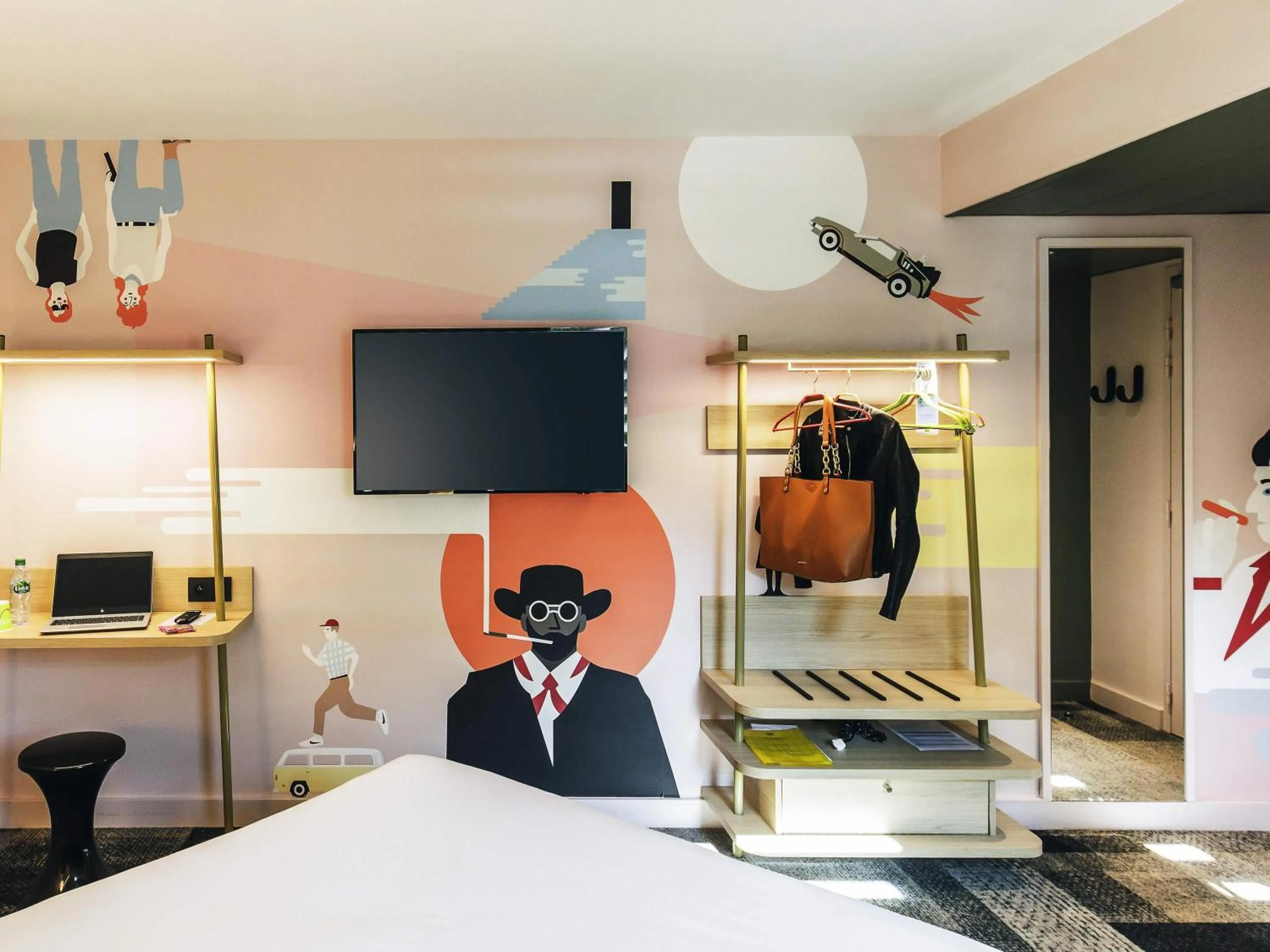 Bedroom in ibis Styles Lyon Centre Confluence