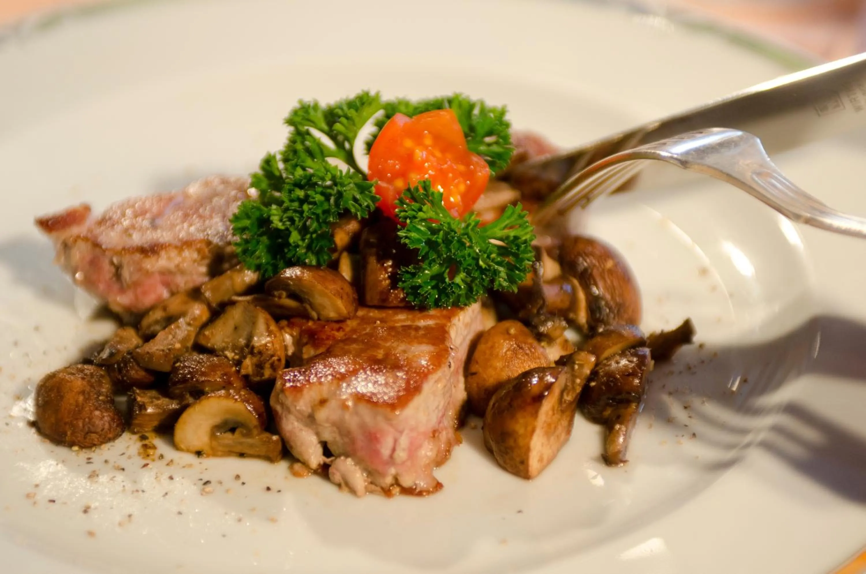 Restaurant/places to eat in Schreyers Hotel Restaurant Mutzel