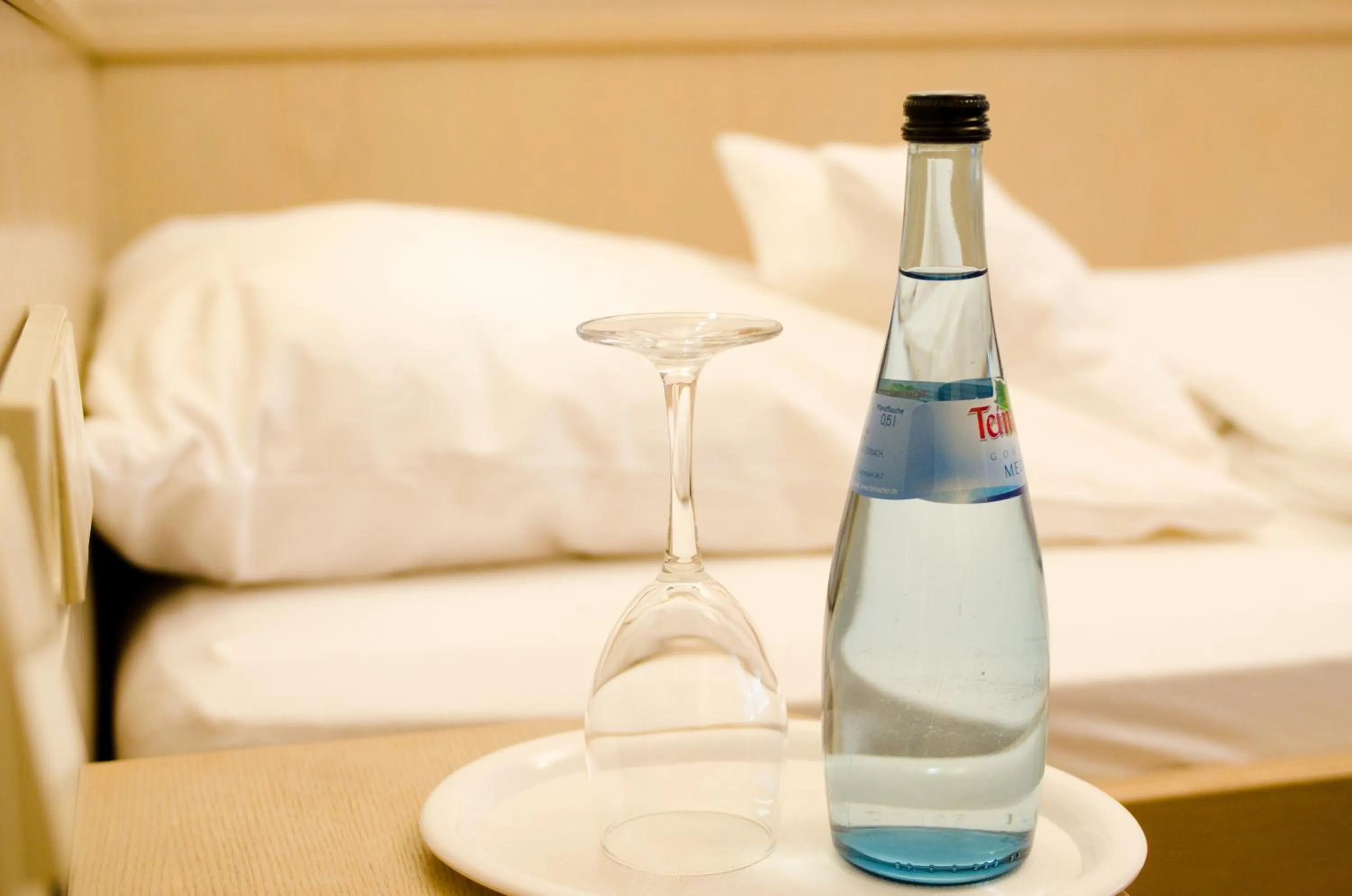 Photo of the whole room, Bed in Schreyers Hotel Restaurant Mutzel