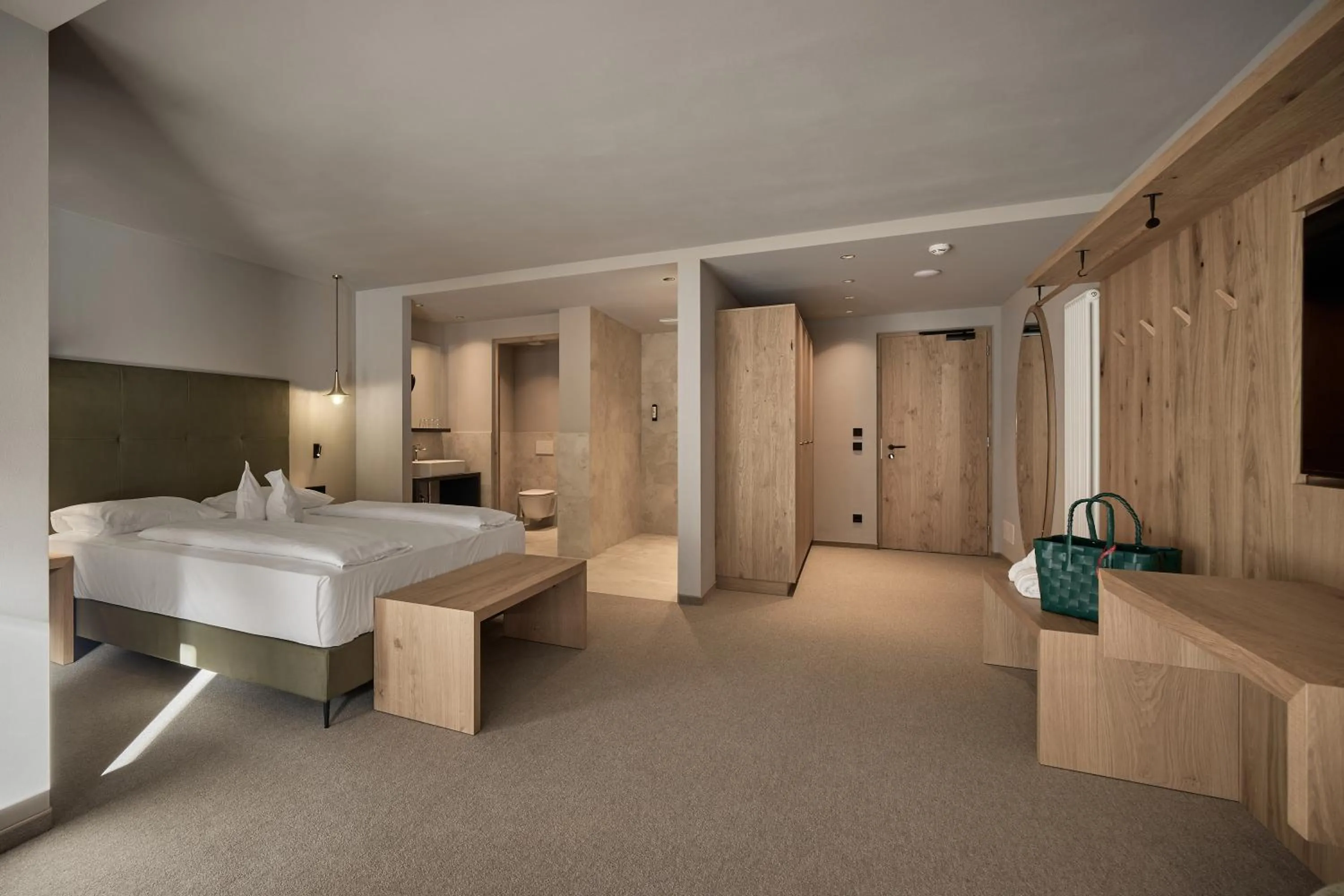 Photo of the whole room in Berghotel