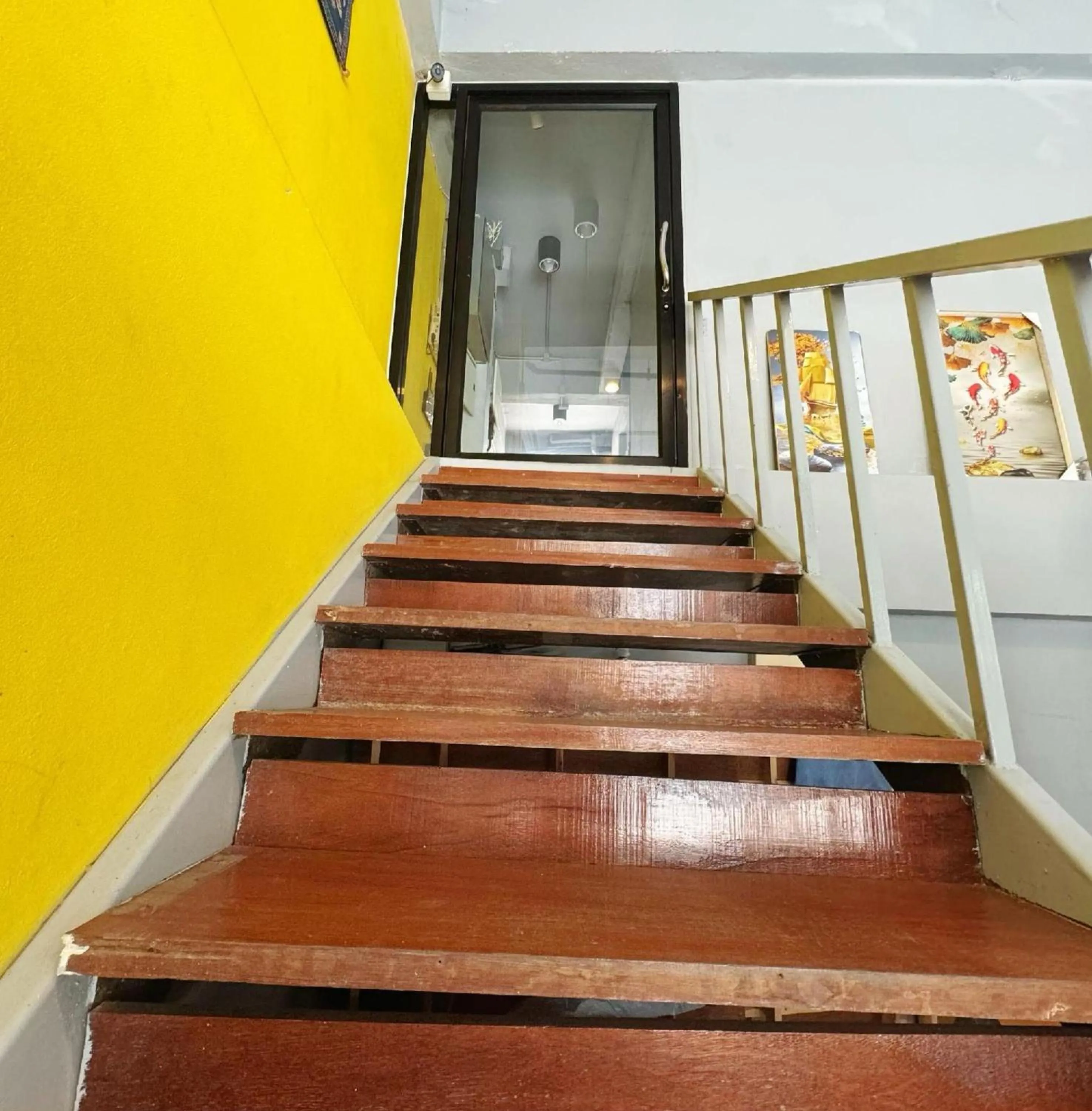 Lobby or reception in OYO 75465 Lucky Hostel - Huai Khwang