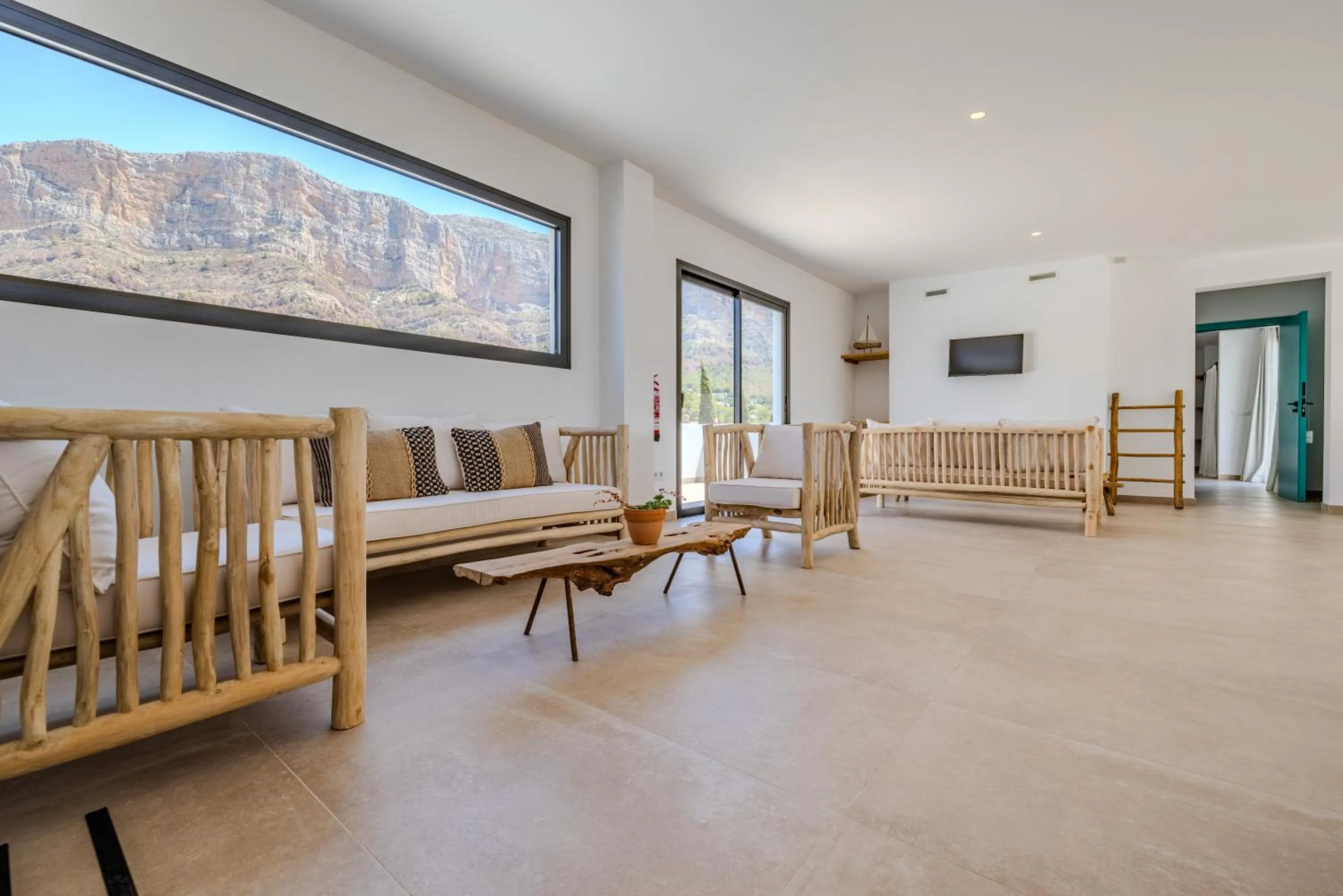 Property building in Hotel Boutique Mi Almazara