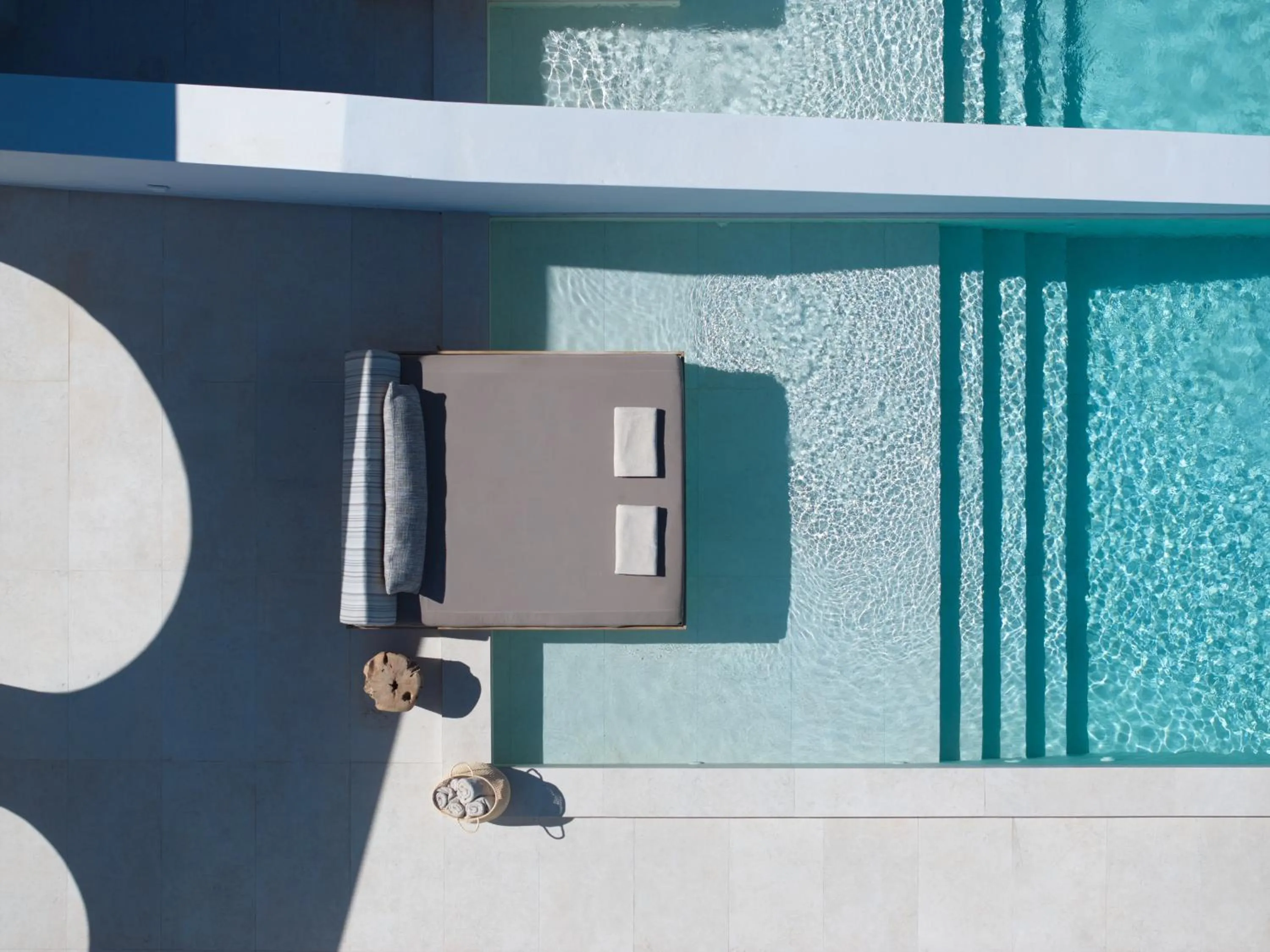 Pool view in Omna Caldera Suites