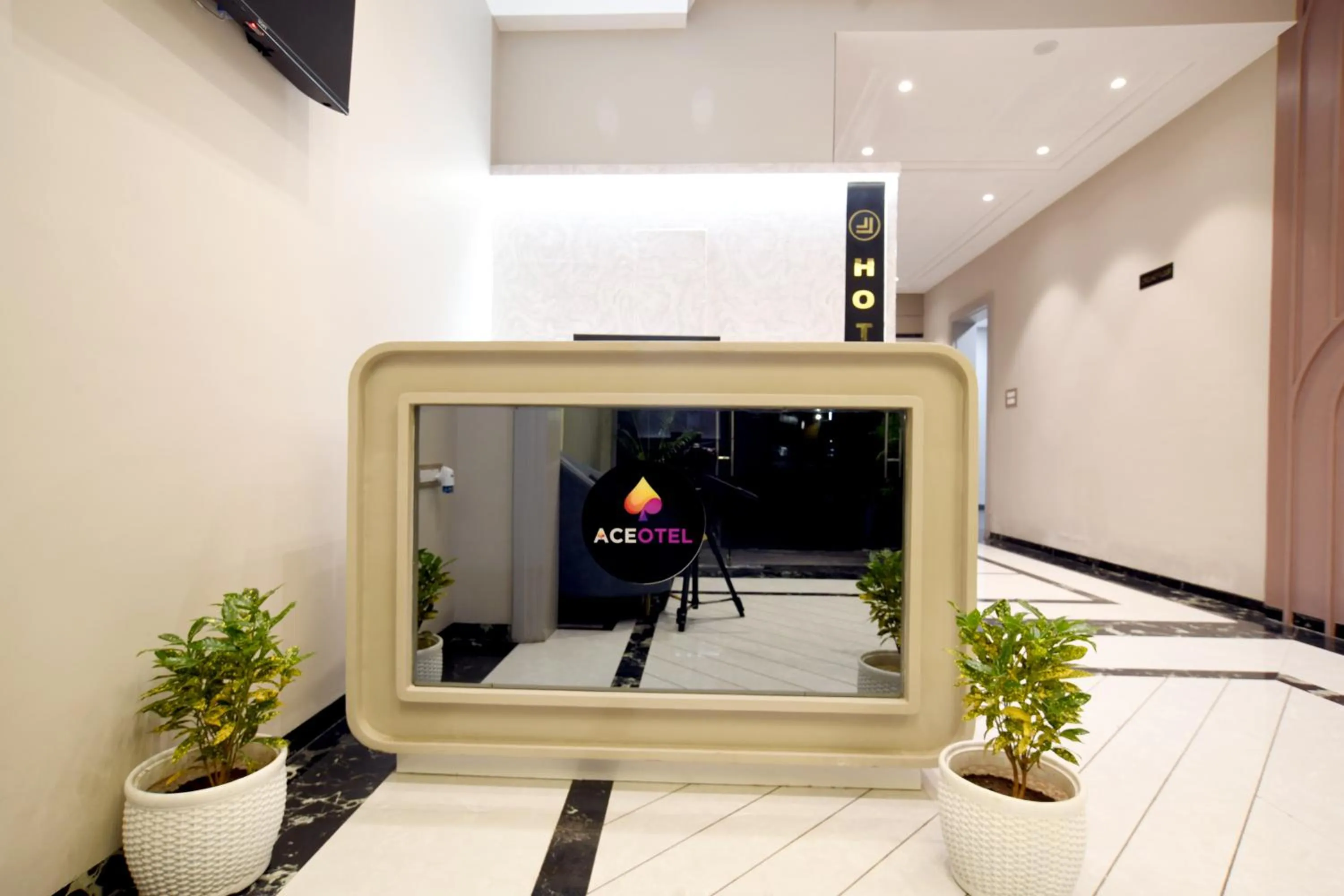 Bed in Aceotel Select Tulsi Vijay Nagar- A Luxury Boutique Hotel