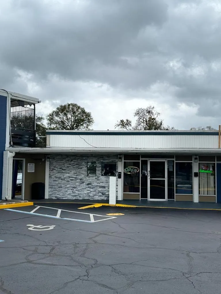 Lobby or reception in Midtown Lodge