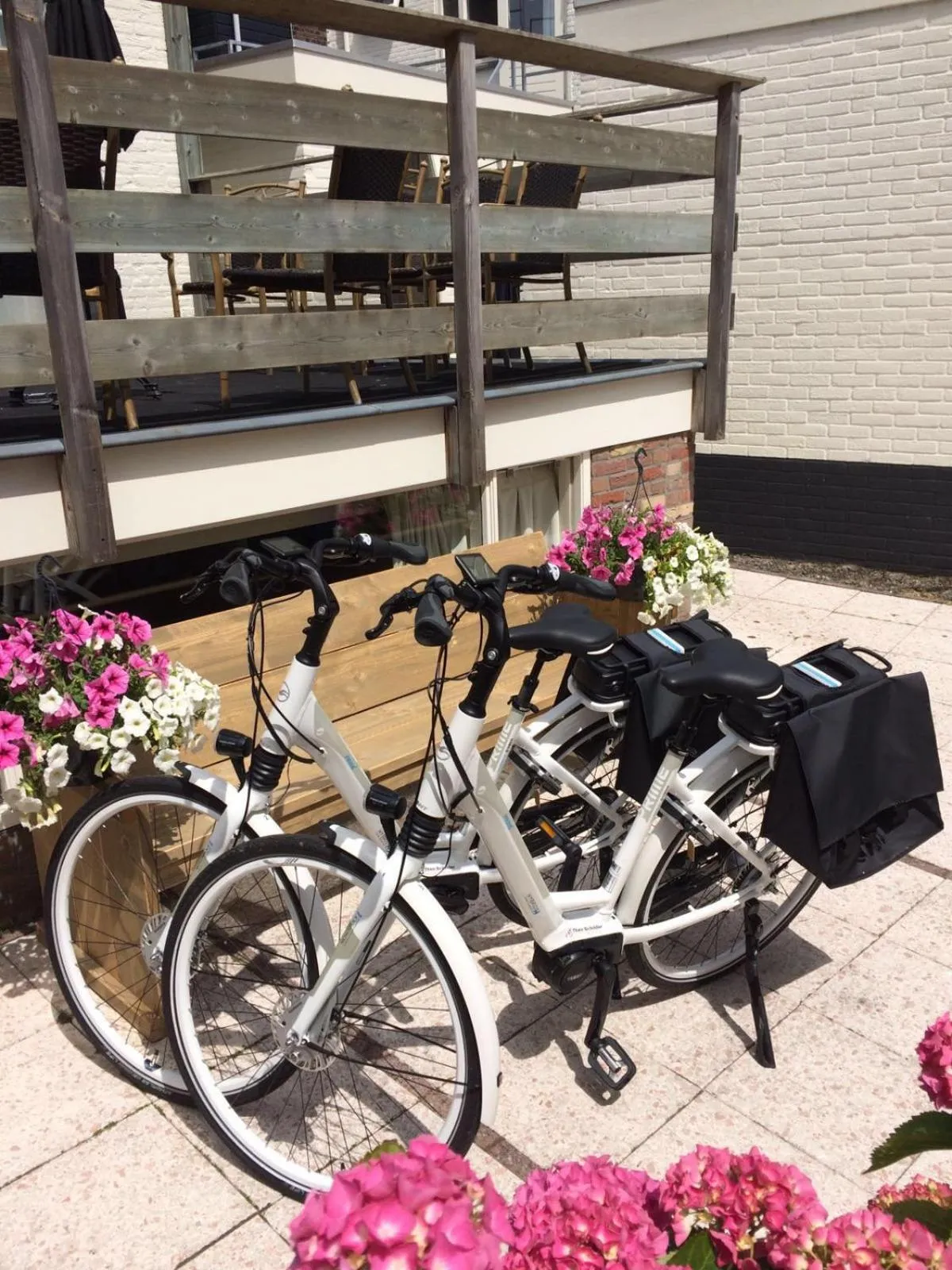 Spring in Hotel Stad en Land