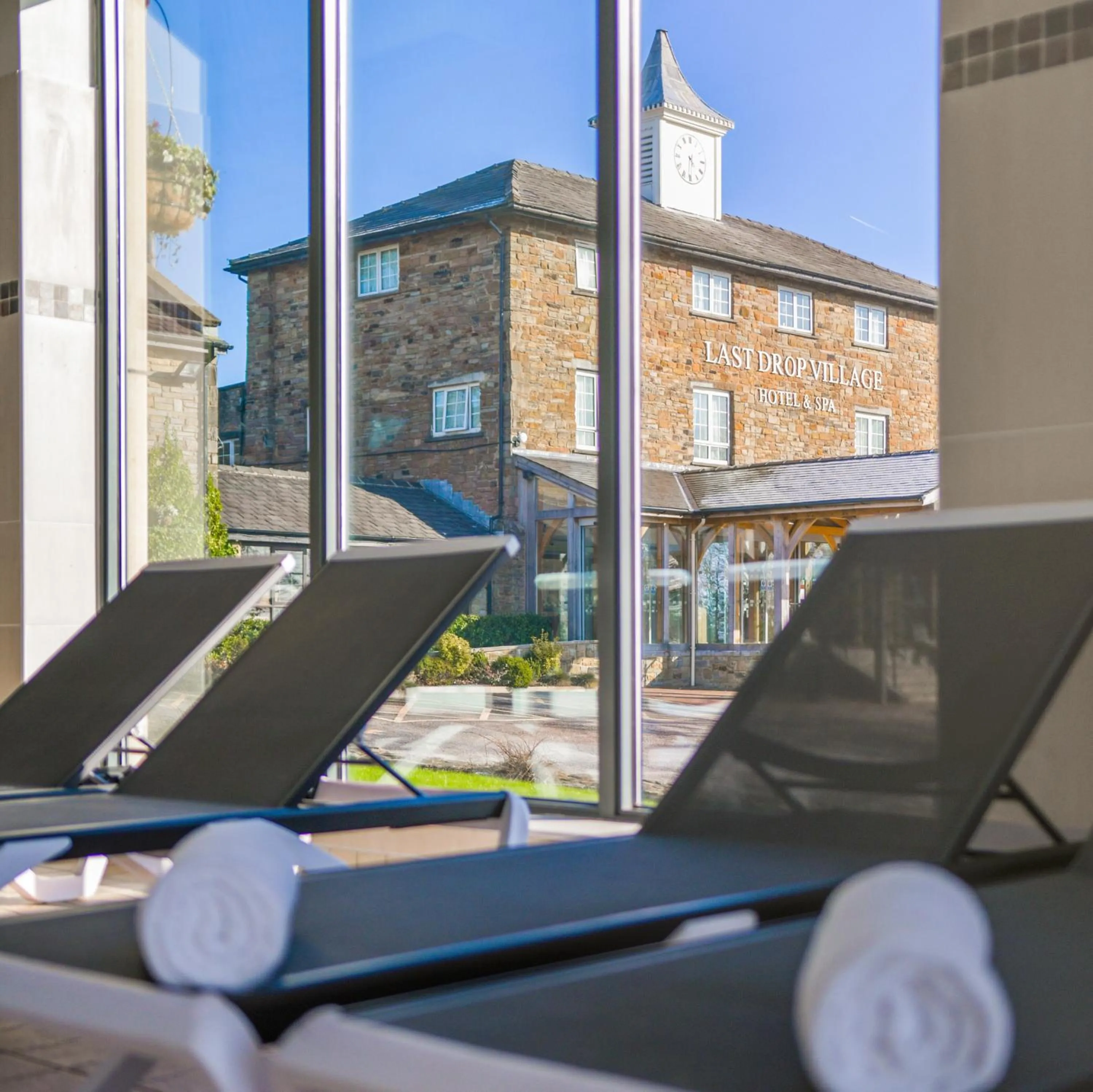 Pool view in Last Drop Village Hotel & Spa