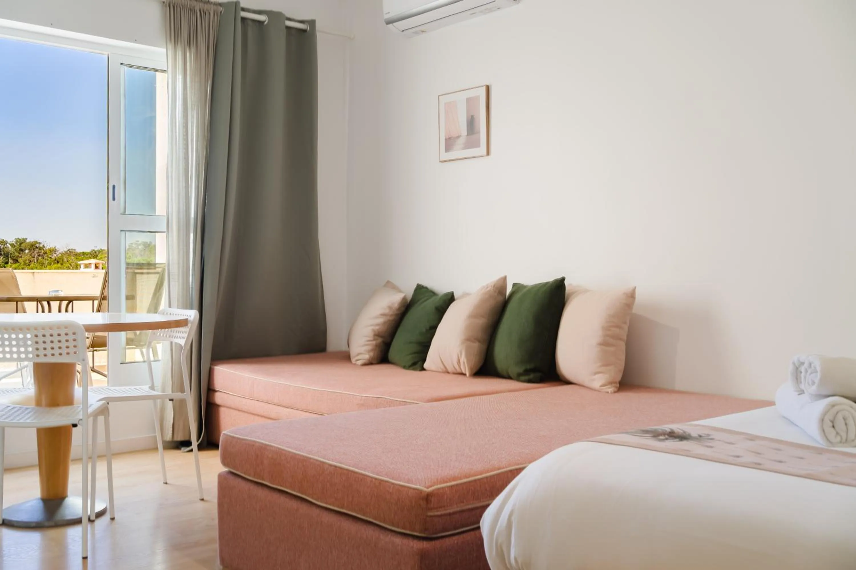 Bed in Villa Paraíso da Caparica