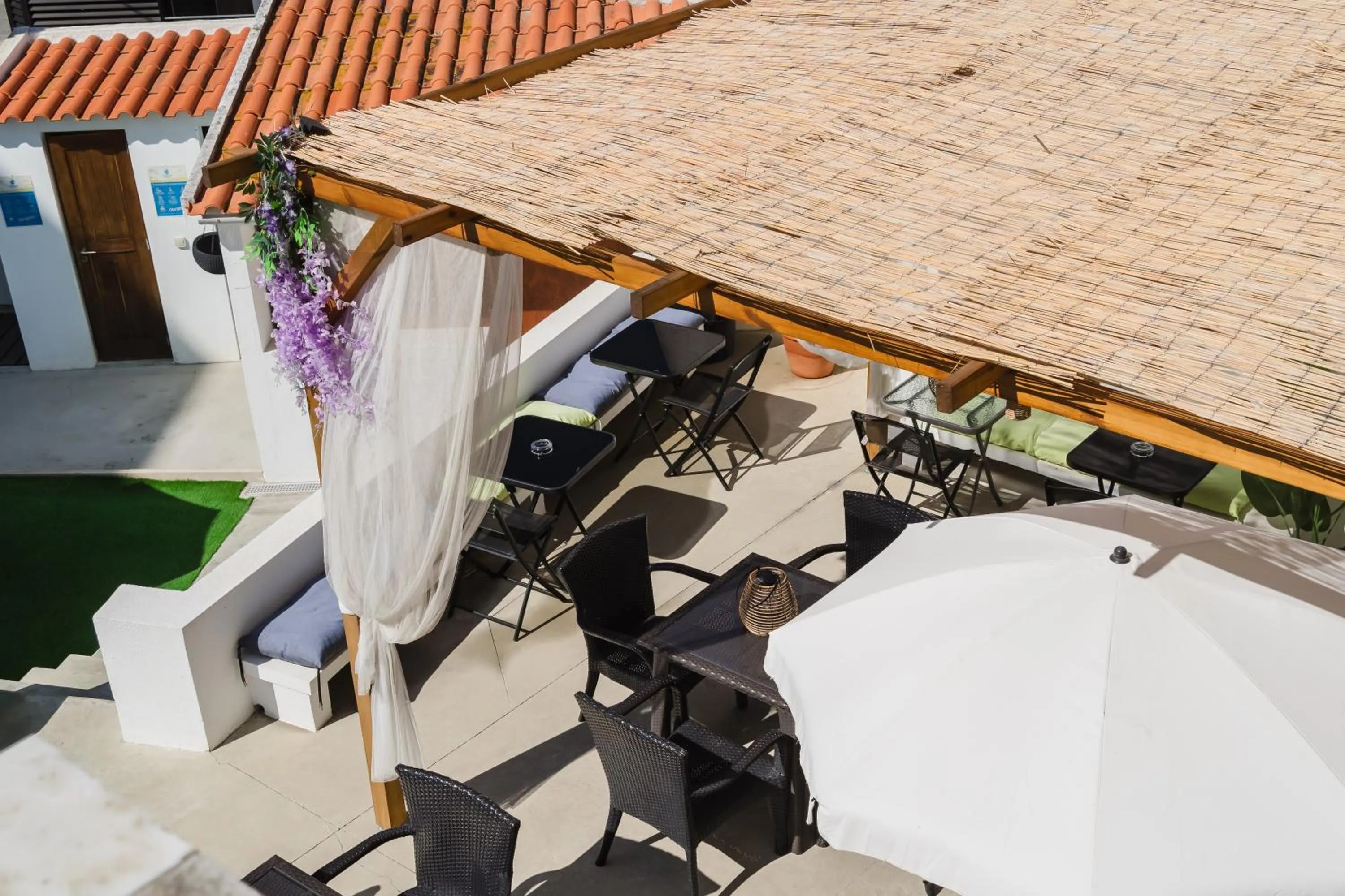 Property building in Villa Paraíso da Caparica