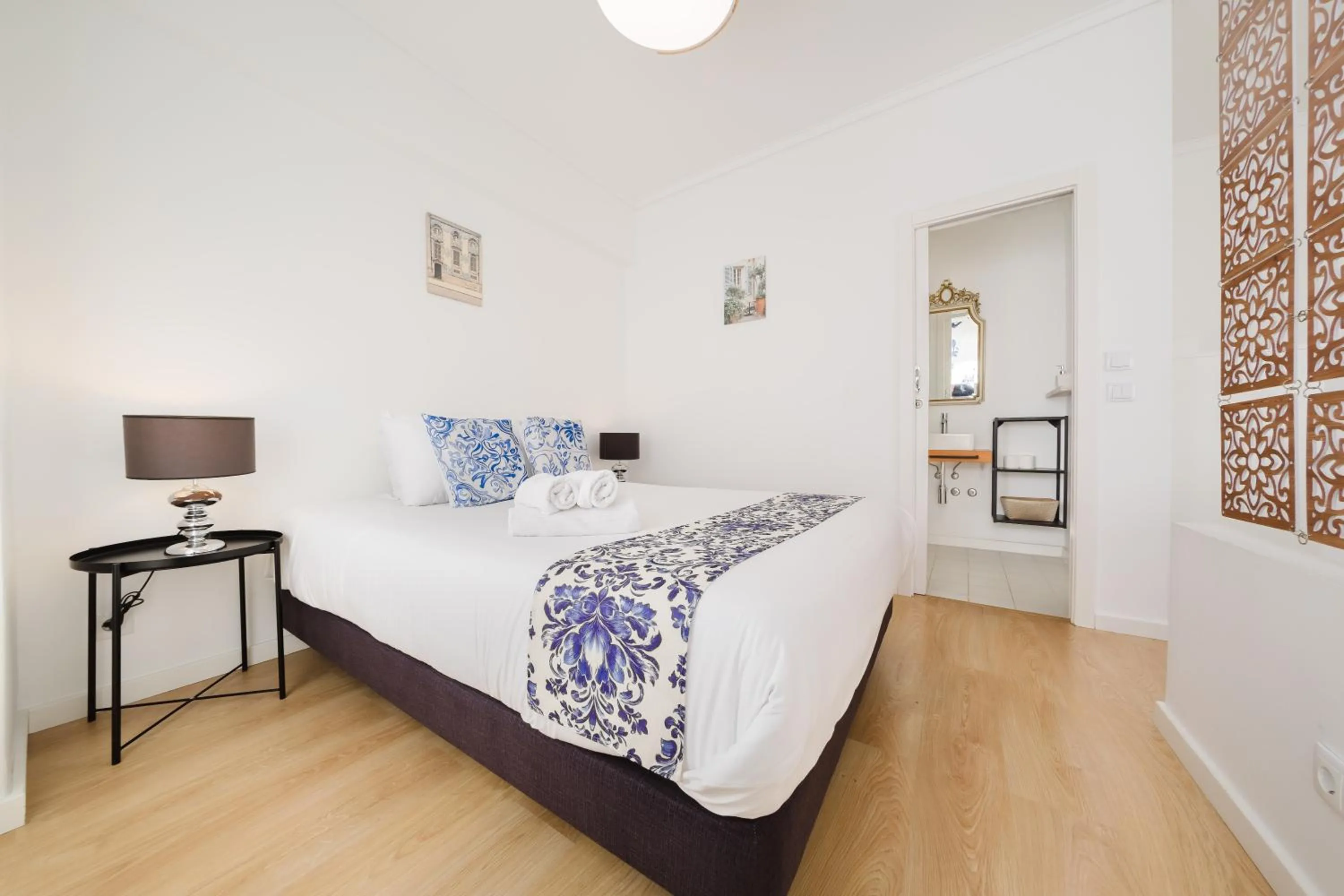 TV and multimedia, Bed in Villa Paraíso da Caparica