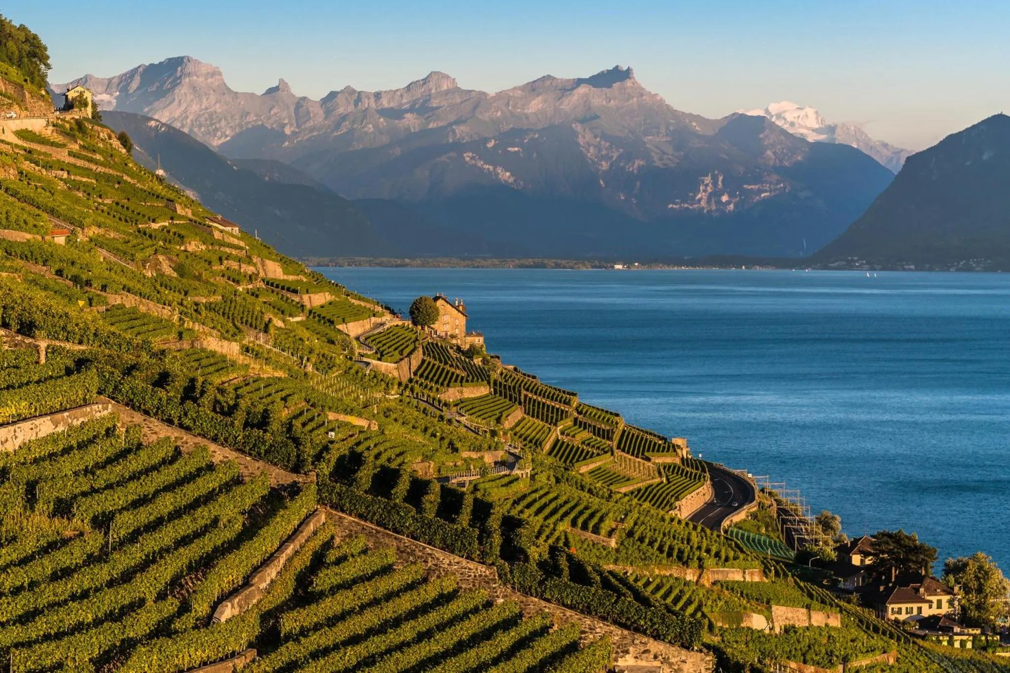 Nearby landmark in Hotel Le Léman