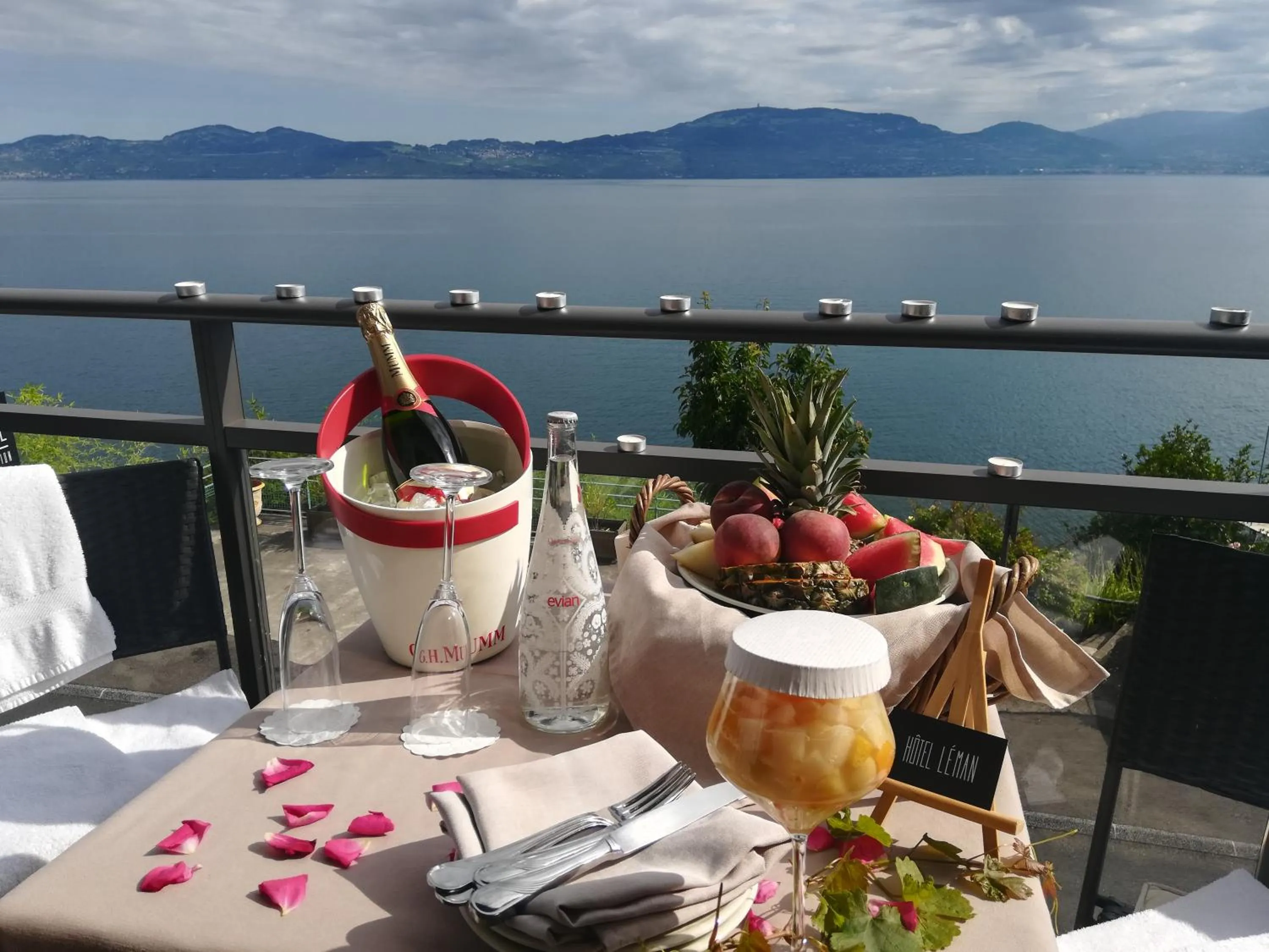 Balcony/Terrace in Hotel Le Léman