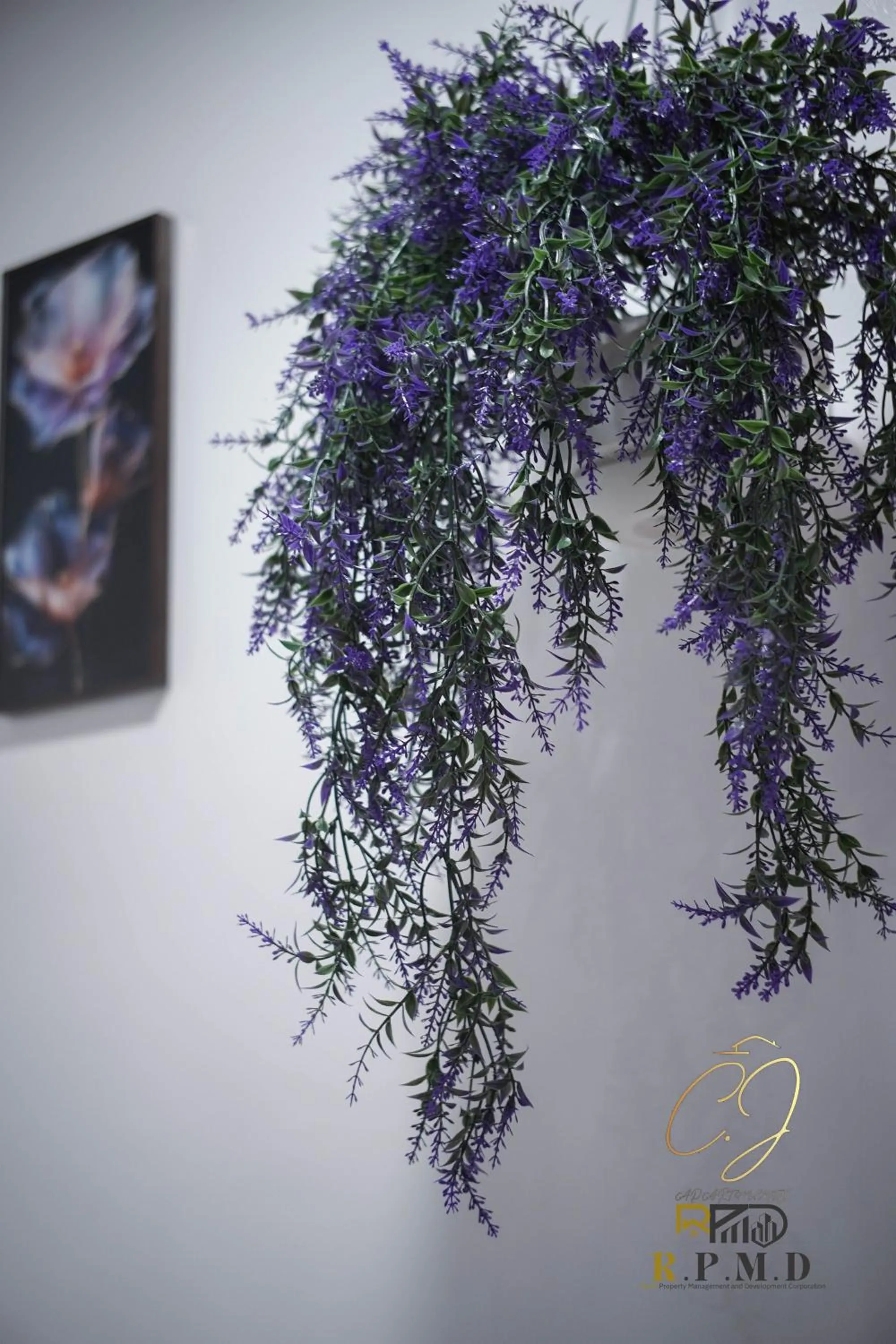 Decorative detail in CJ Apartments