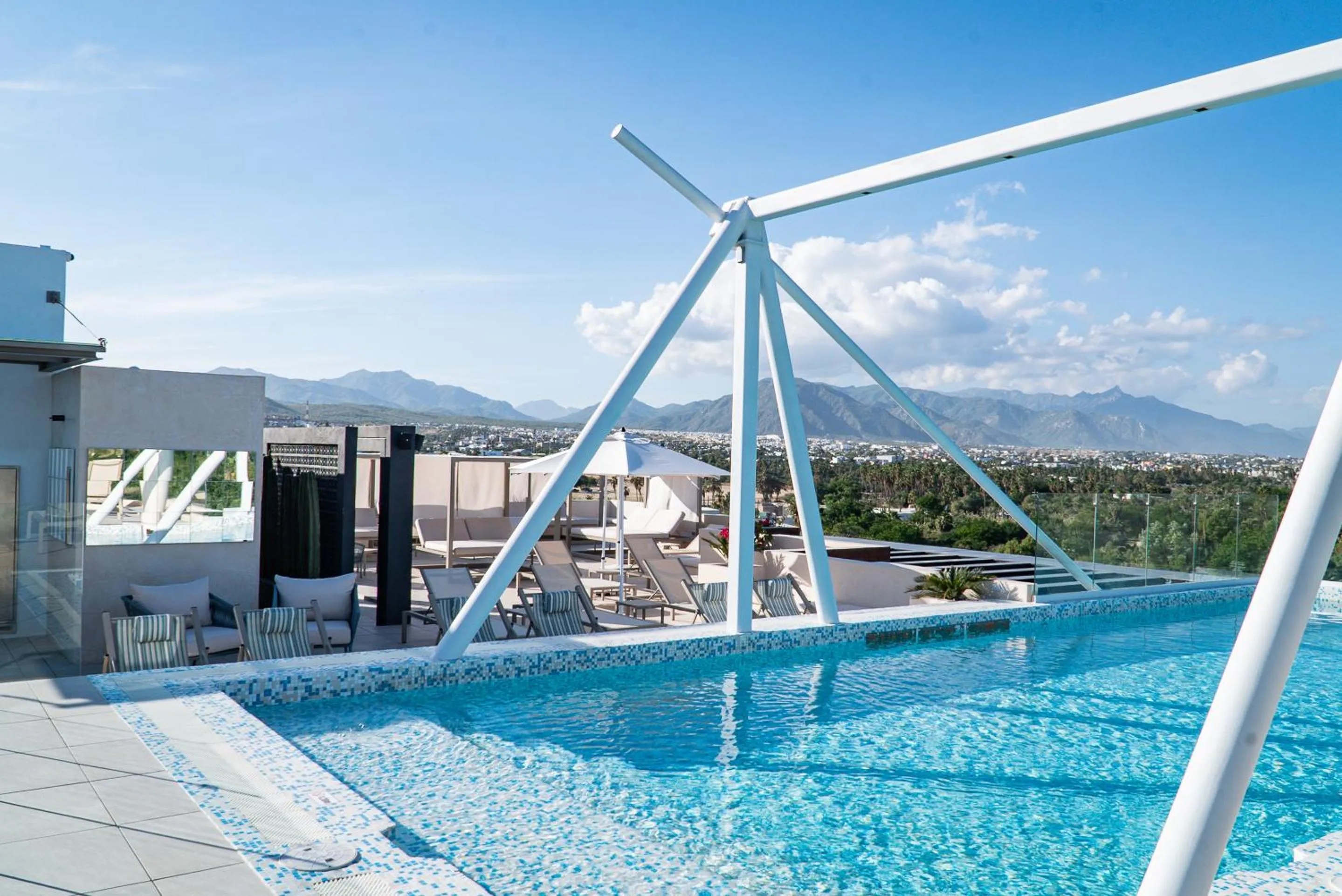 Swimming pool in Flamboyan Hotel & Residences