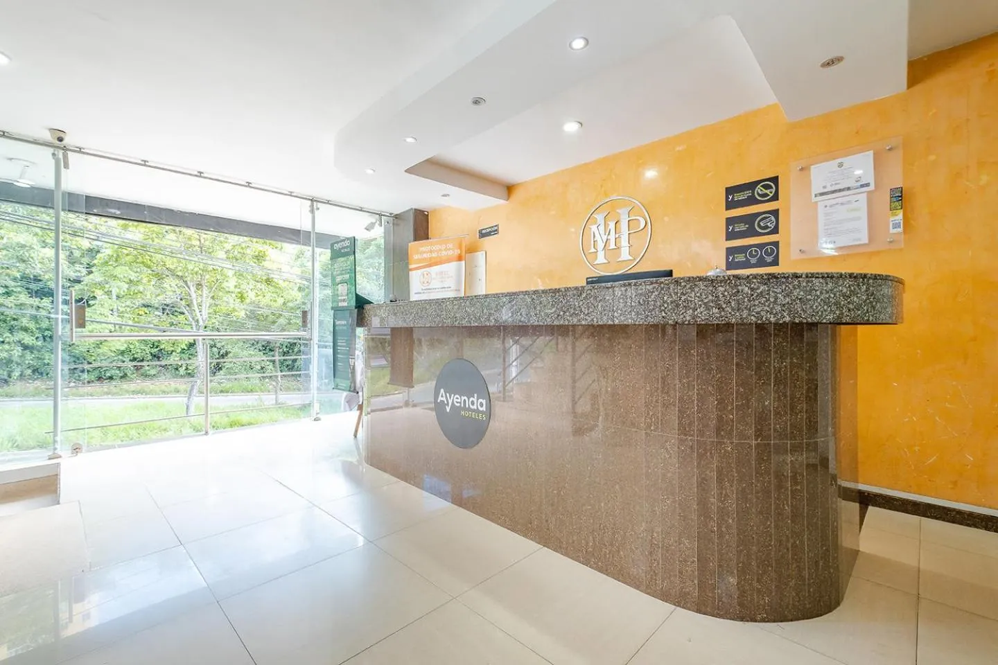 Lobby or reception in Ayenda 1501 Metropolitana Plaza