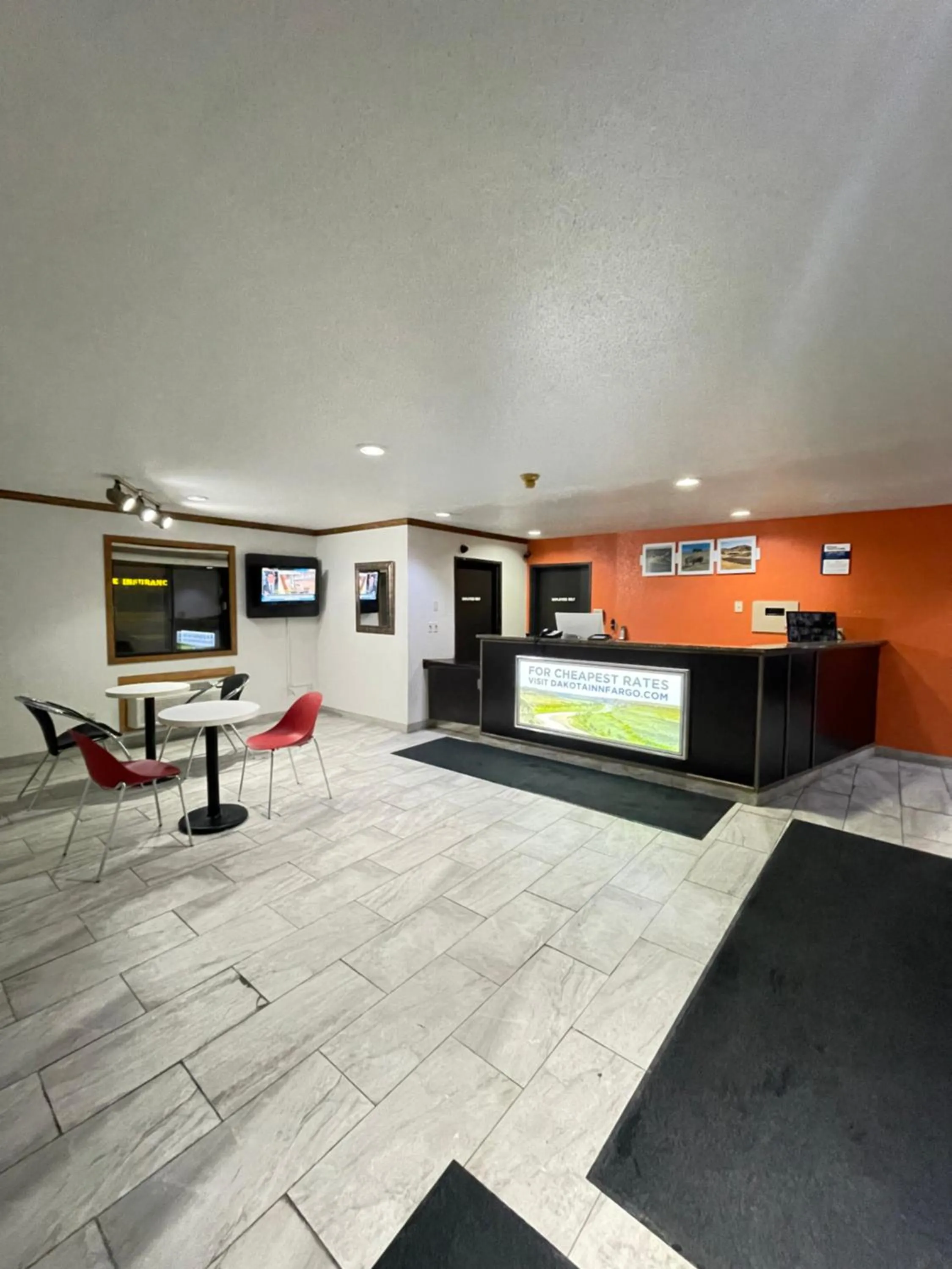 Lobby or reception in Dakota inn