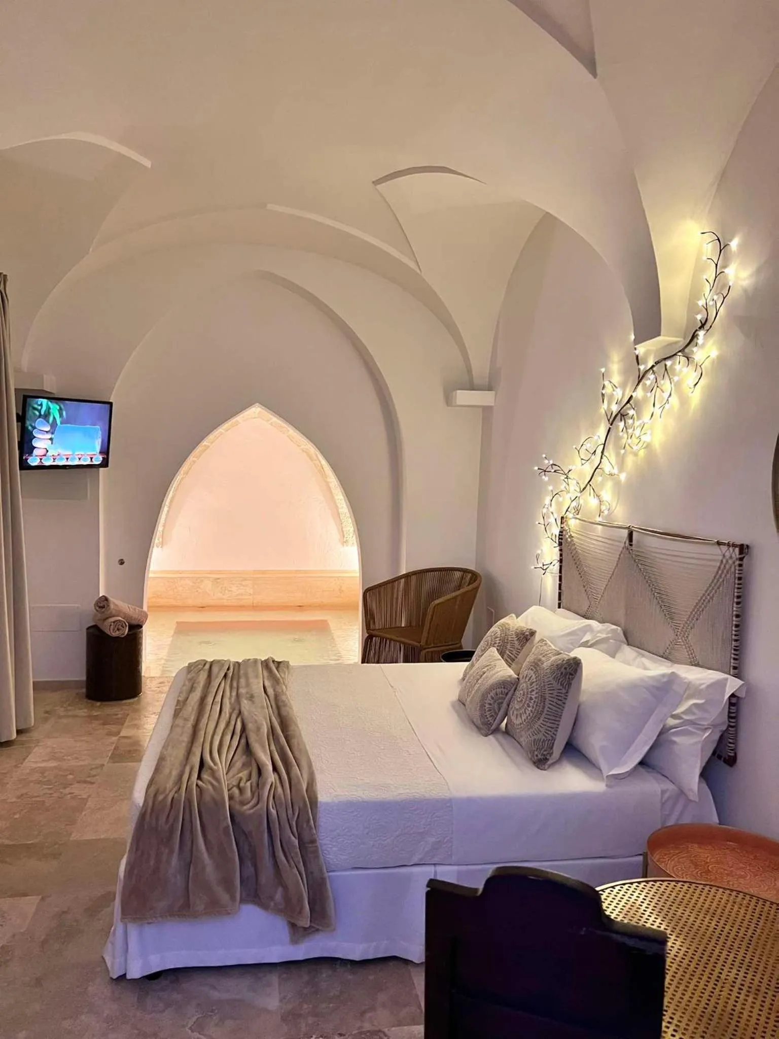 Photo of the whole room, Bed in TS Residence