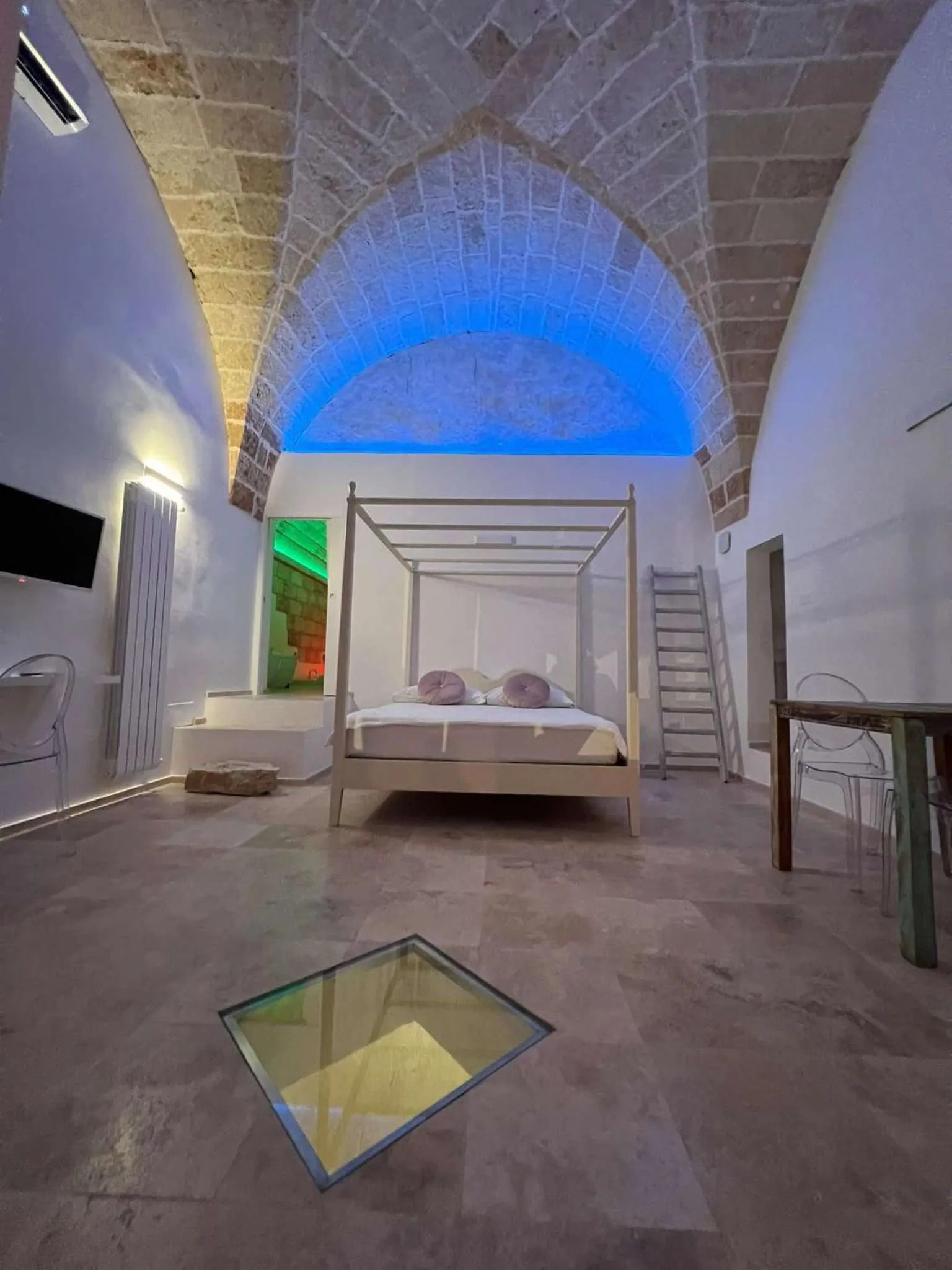 Photo of the whole room, Bed in TS Residence