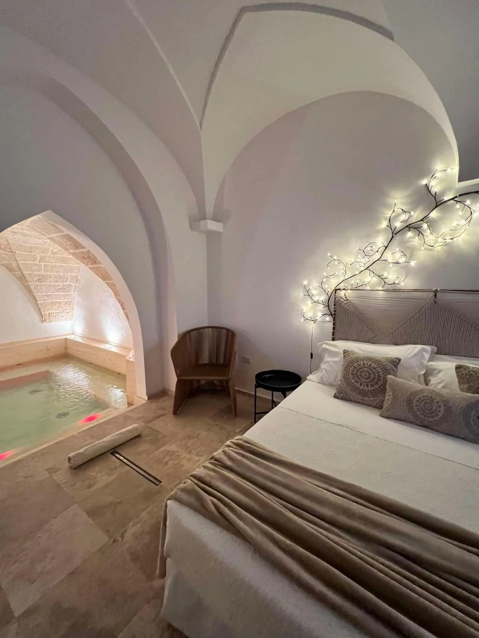 Photo of the whole room, Bed in TS Residence