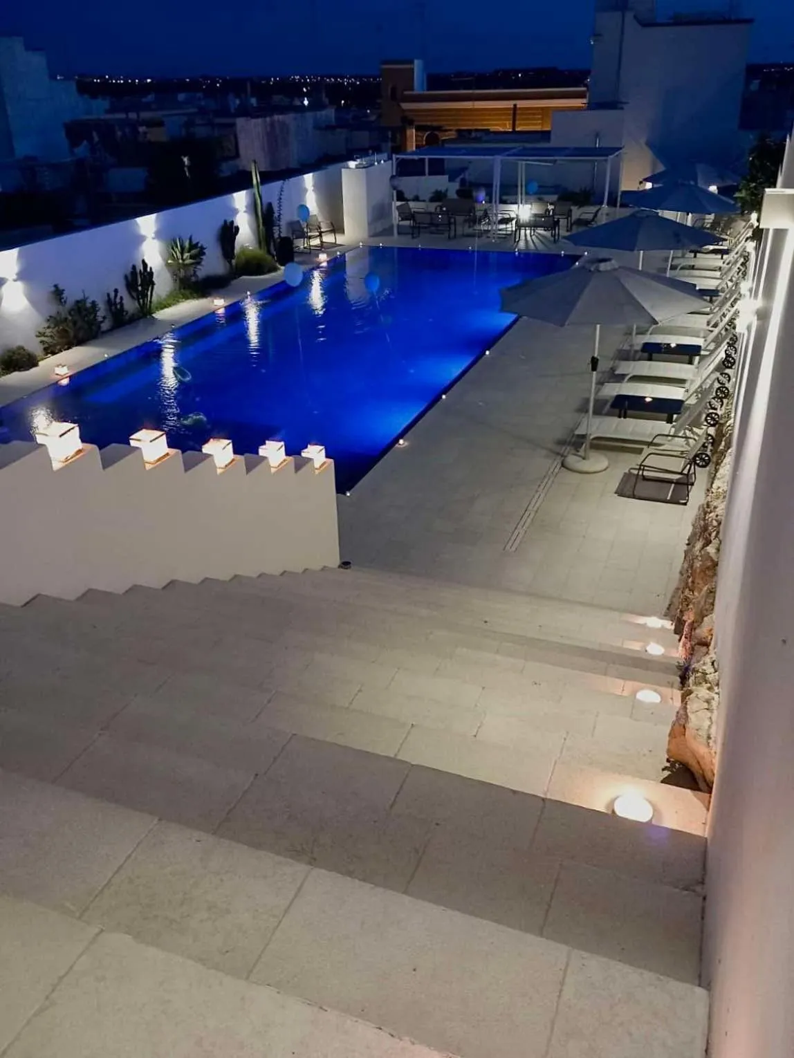 Swimming pool in TS Residence