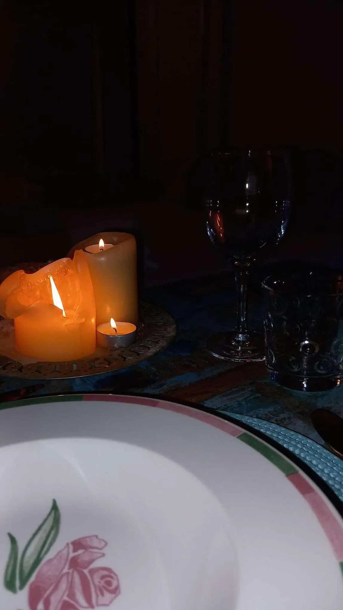 Photo of the whole room in TS Residence