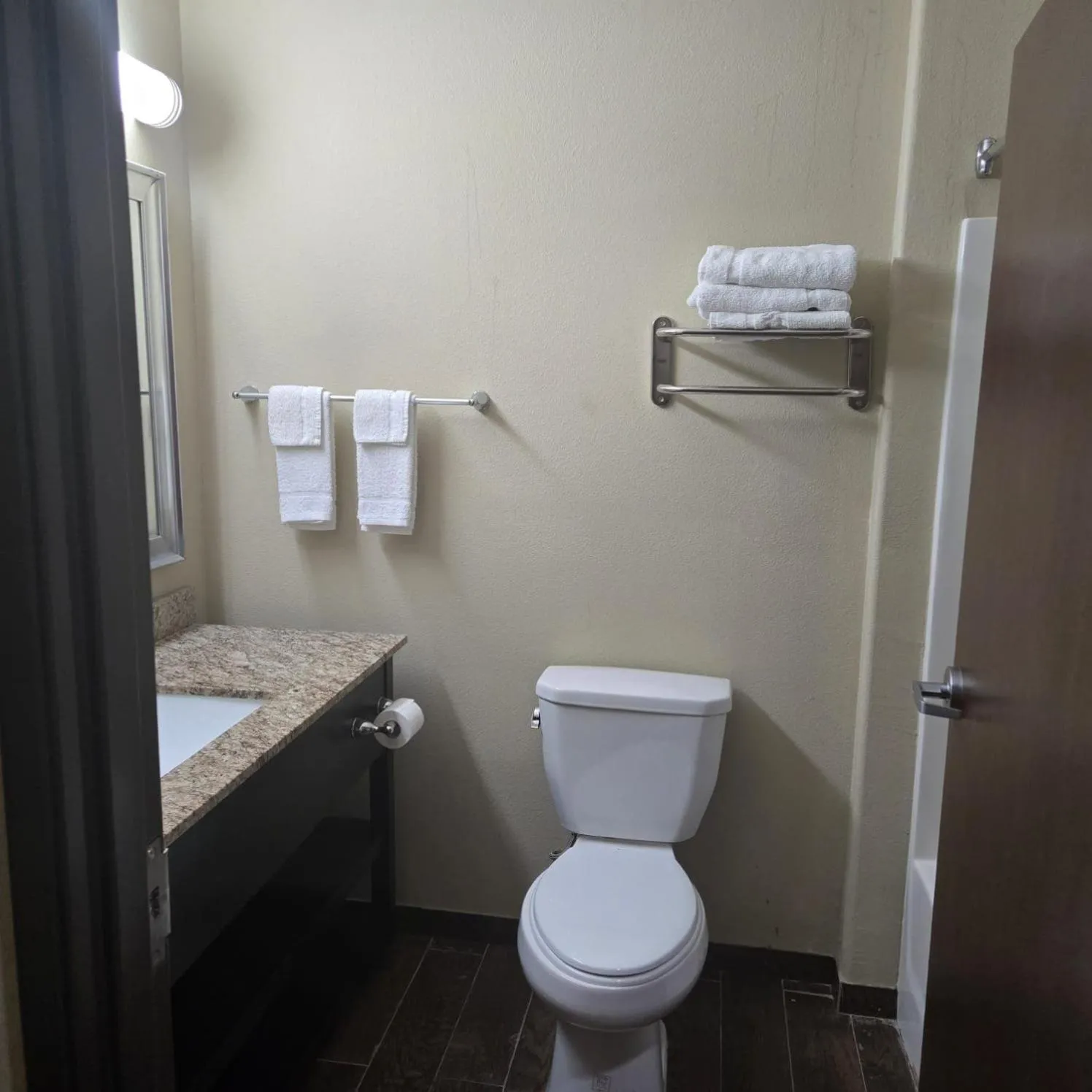 Bathroom in Karnes City Lodge