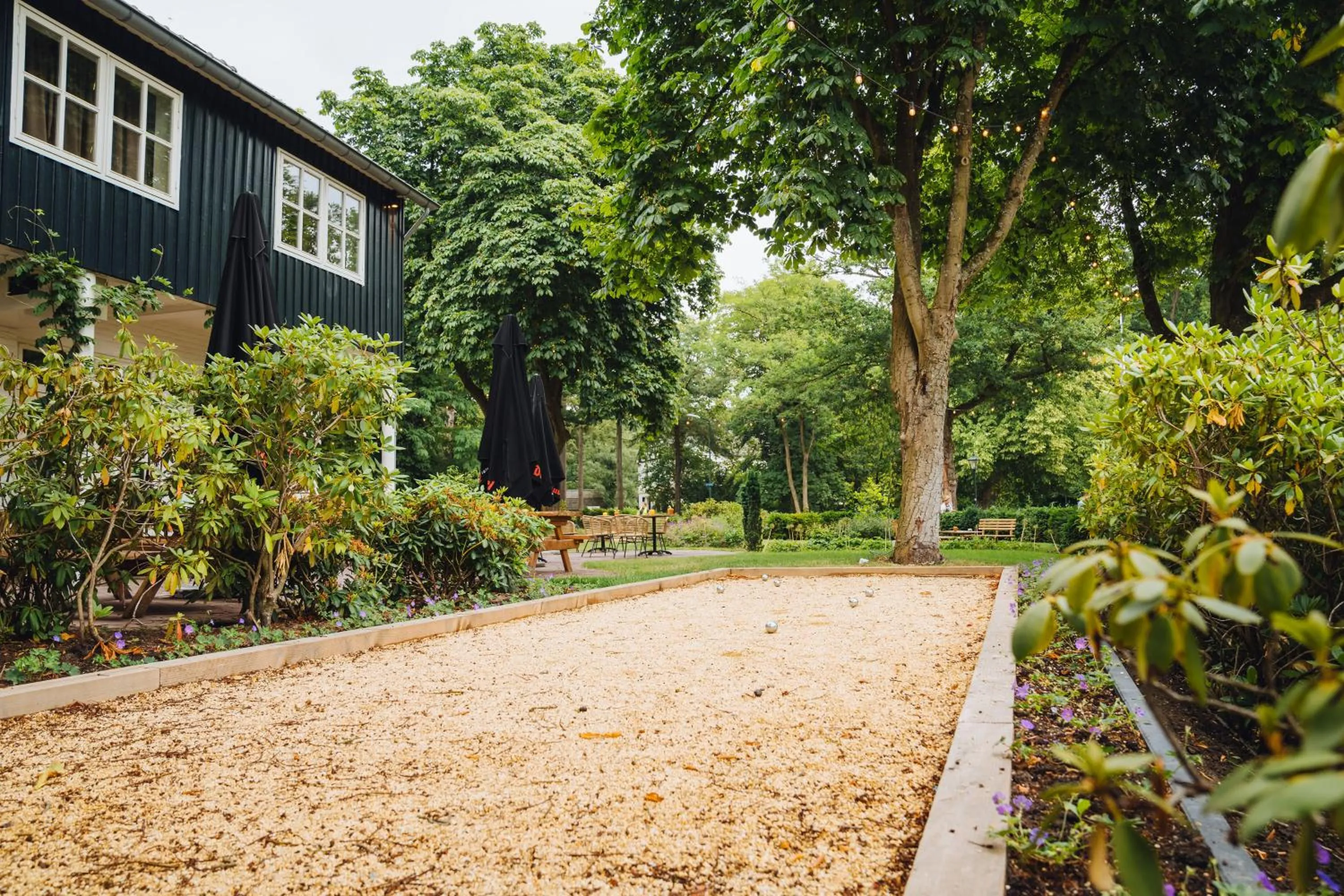 Garden in Boetiekhotel De Kastanjehof