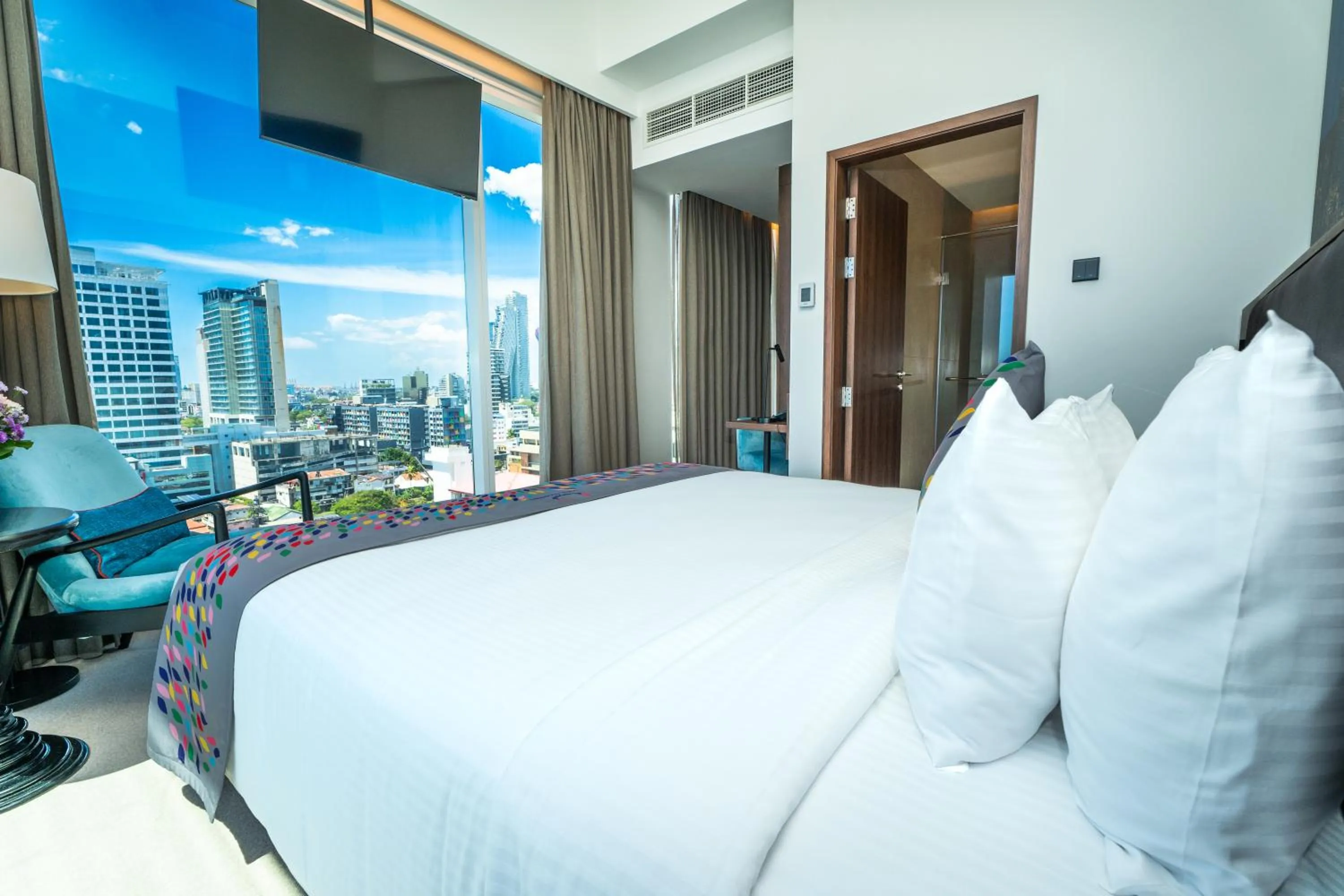 Bed in Sofia Colombo City Hotel