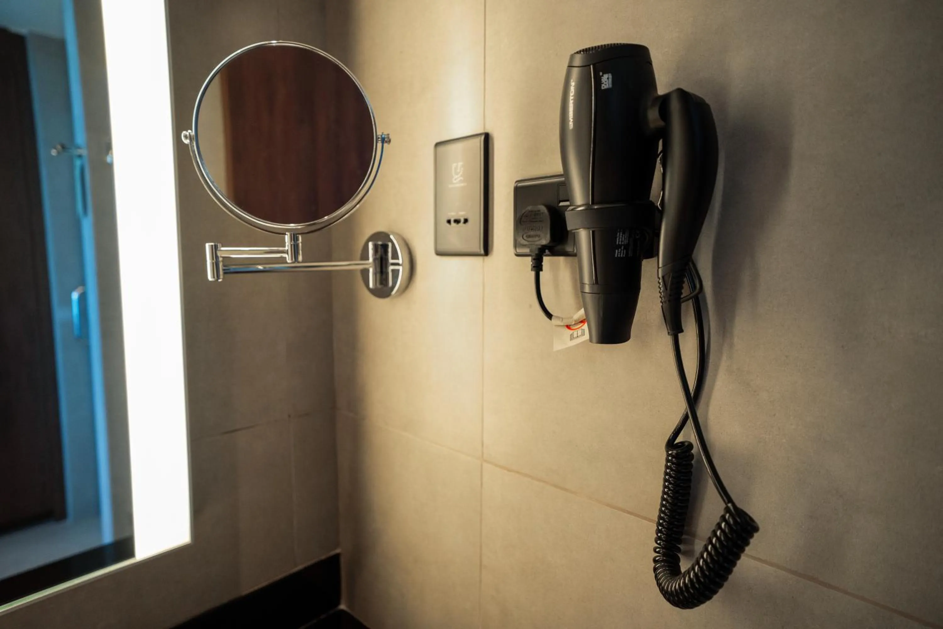 Bathroom in Sofia Colombo City Hotel