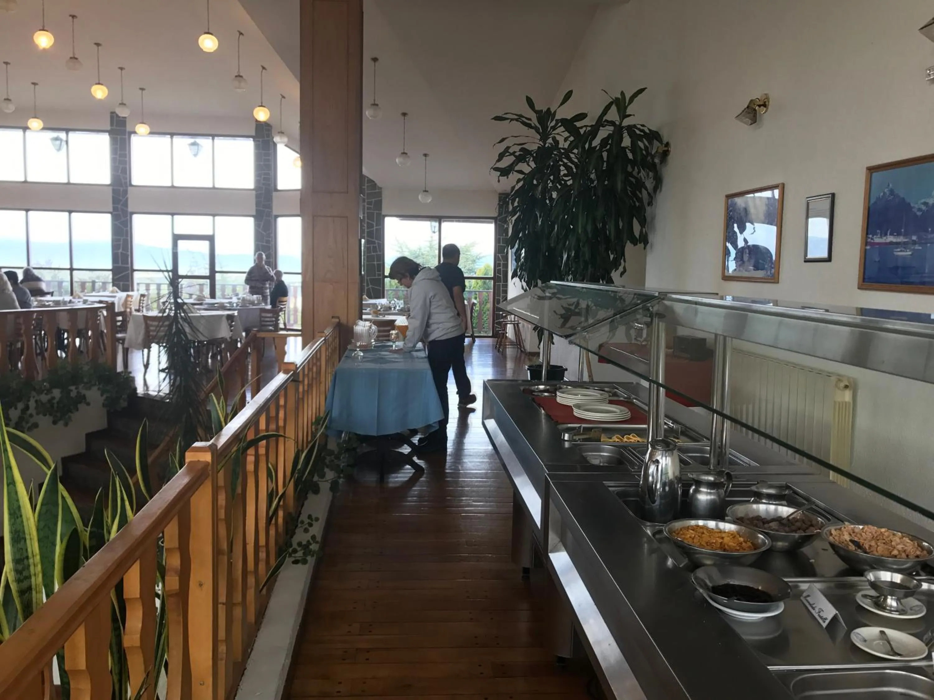 Restaurant/places to eat in Hotel Ushuaia