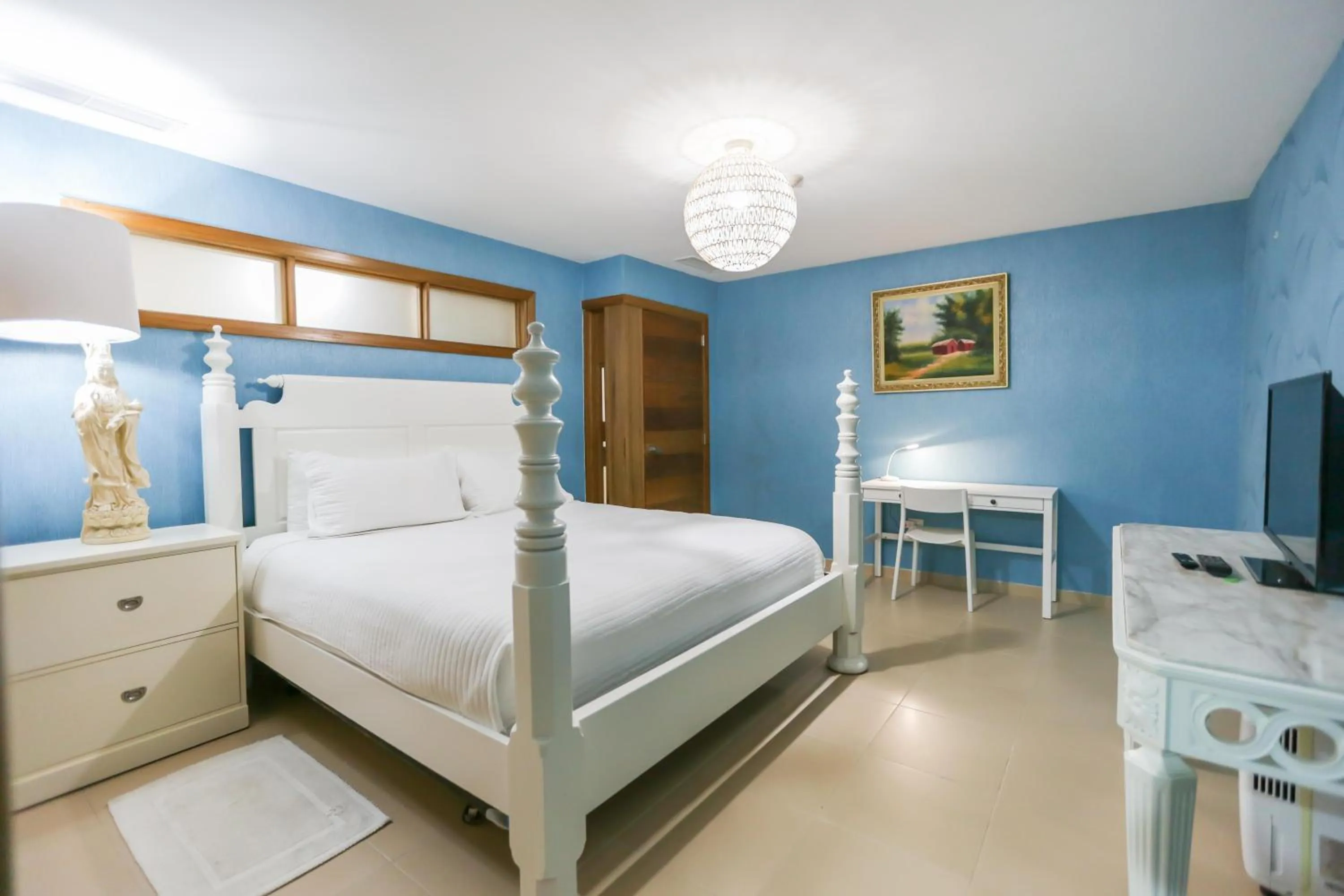 Bed in Marbella Juan Dolio Beachfront